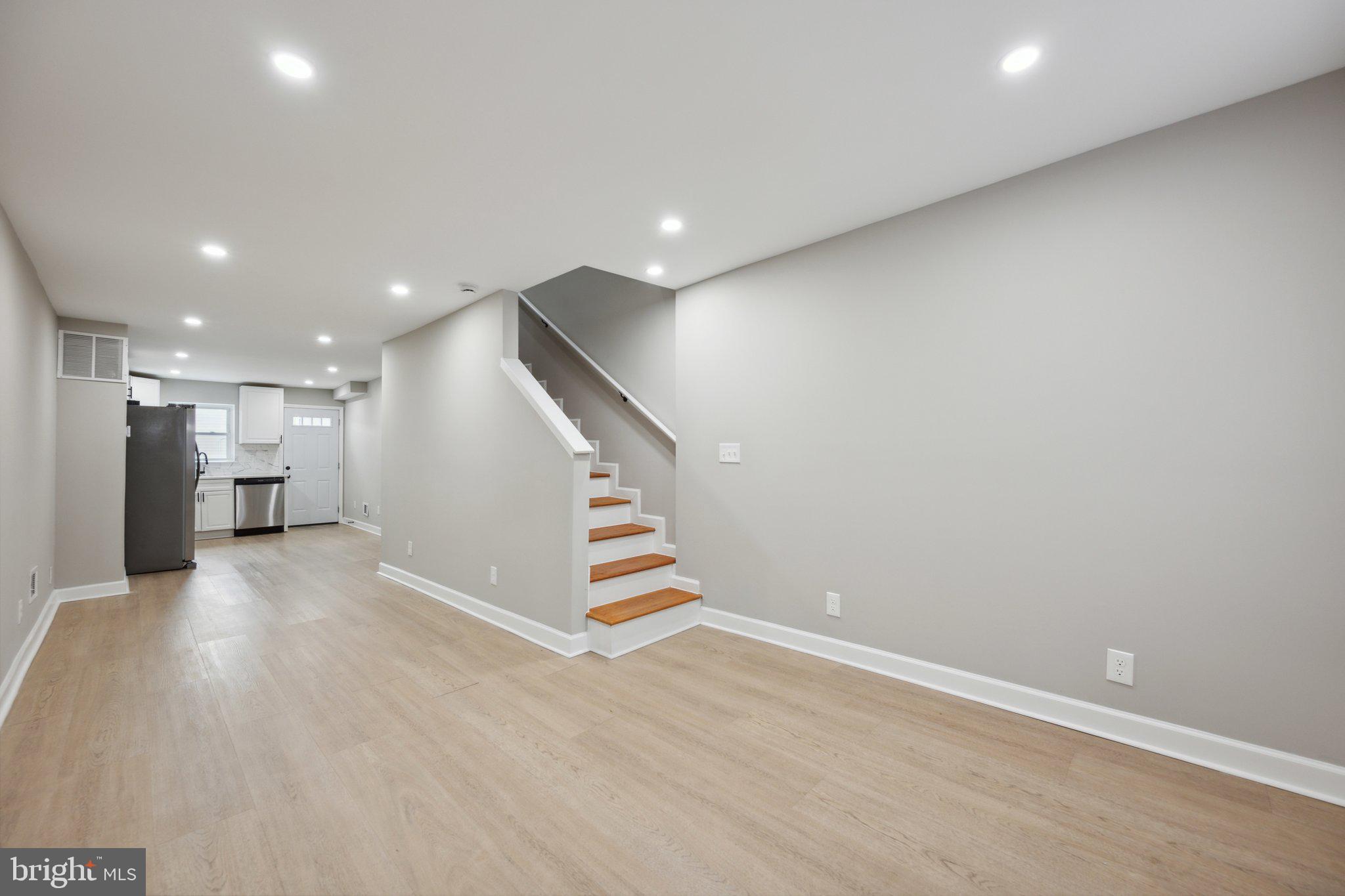 WASHINGTON VILLAGE - Residential