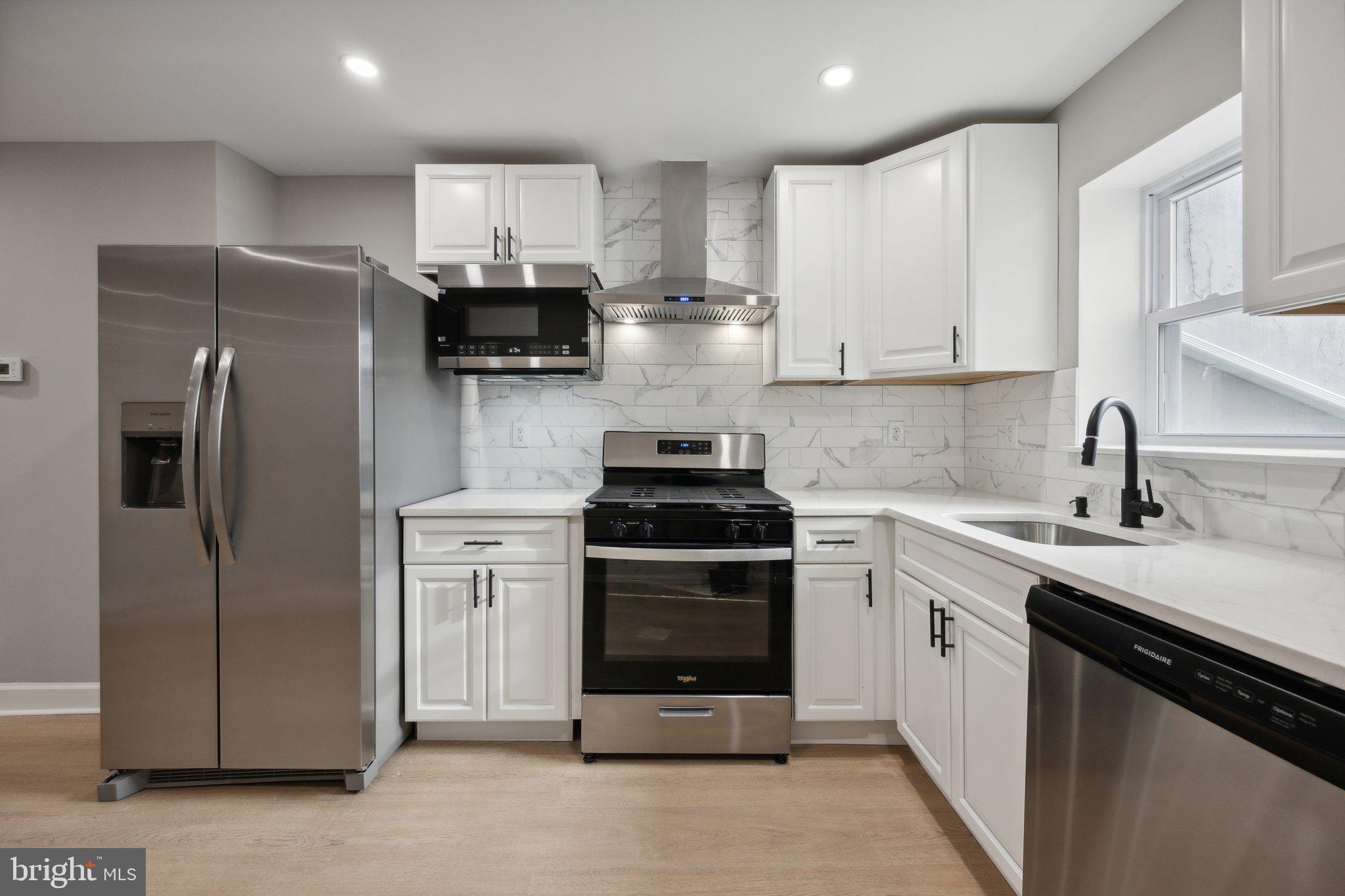 WASHINGTON VILLAGE - Residential