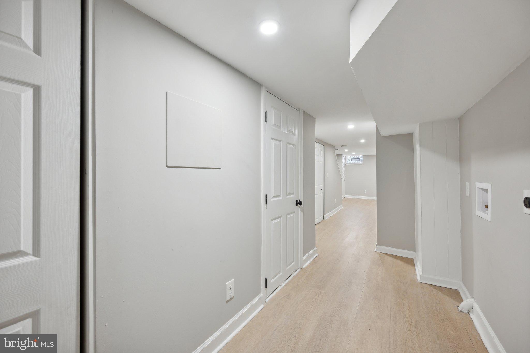 WASHINGTON VILLAGE - Residential