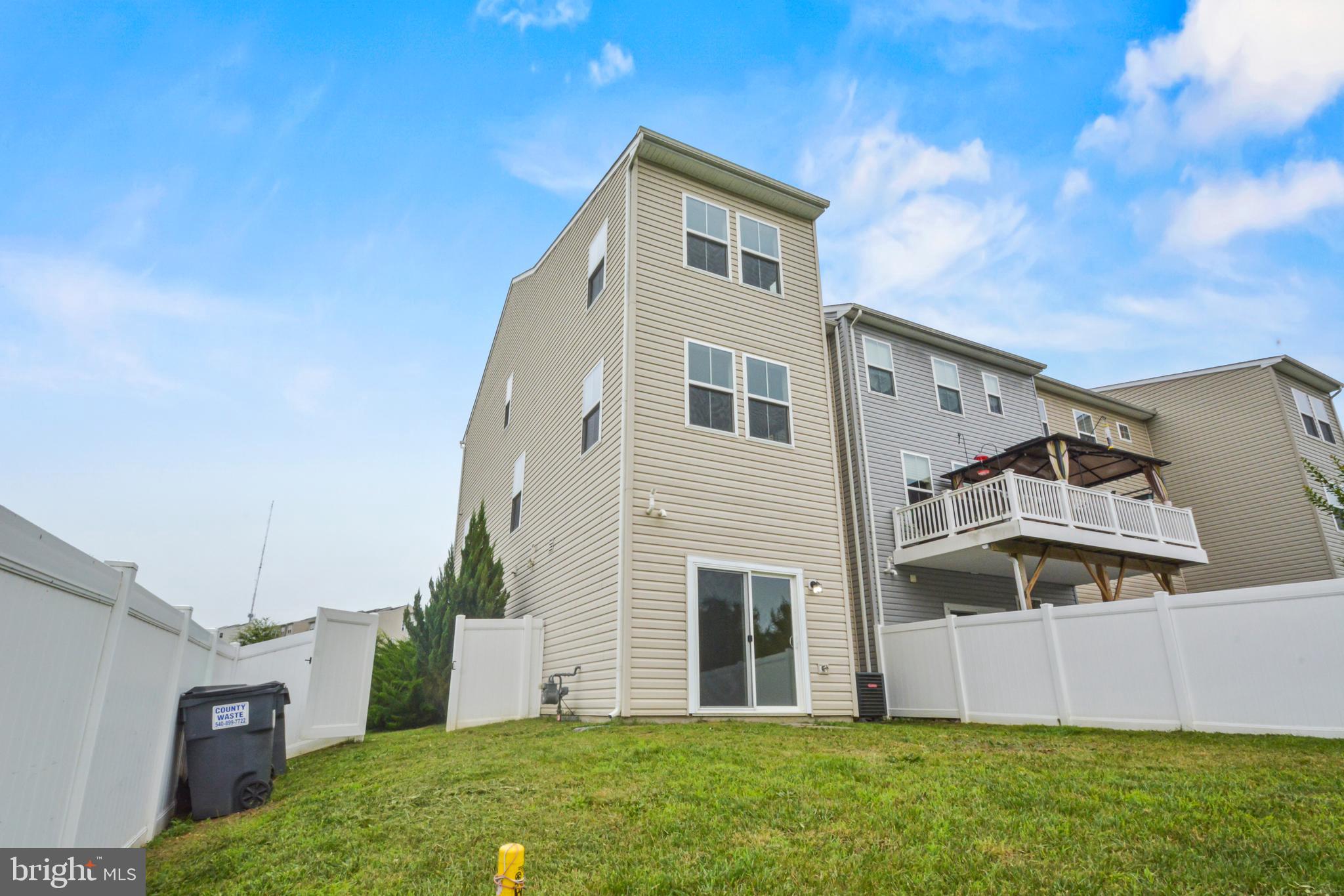 SUMMERFIELD - Residential