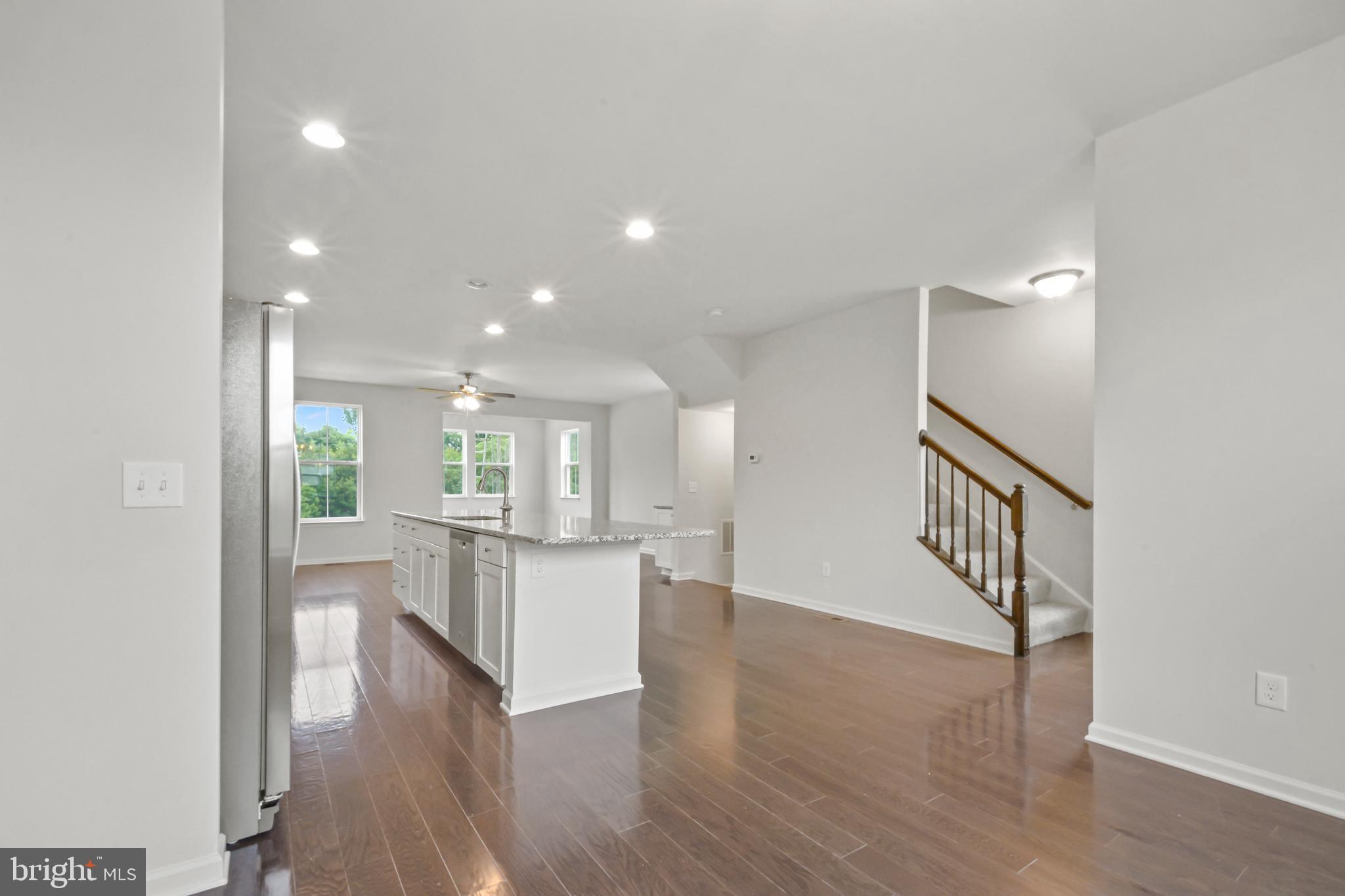 SUMMERFIELD - Residential