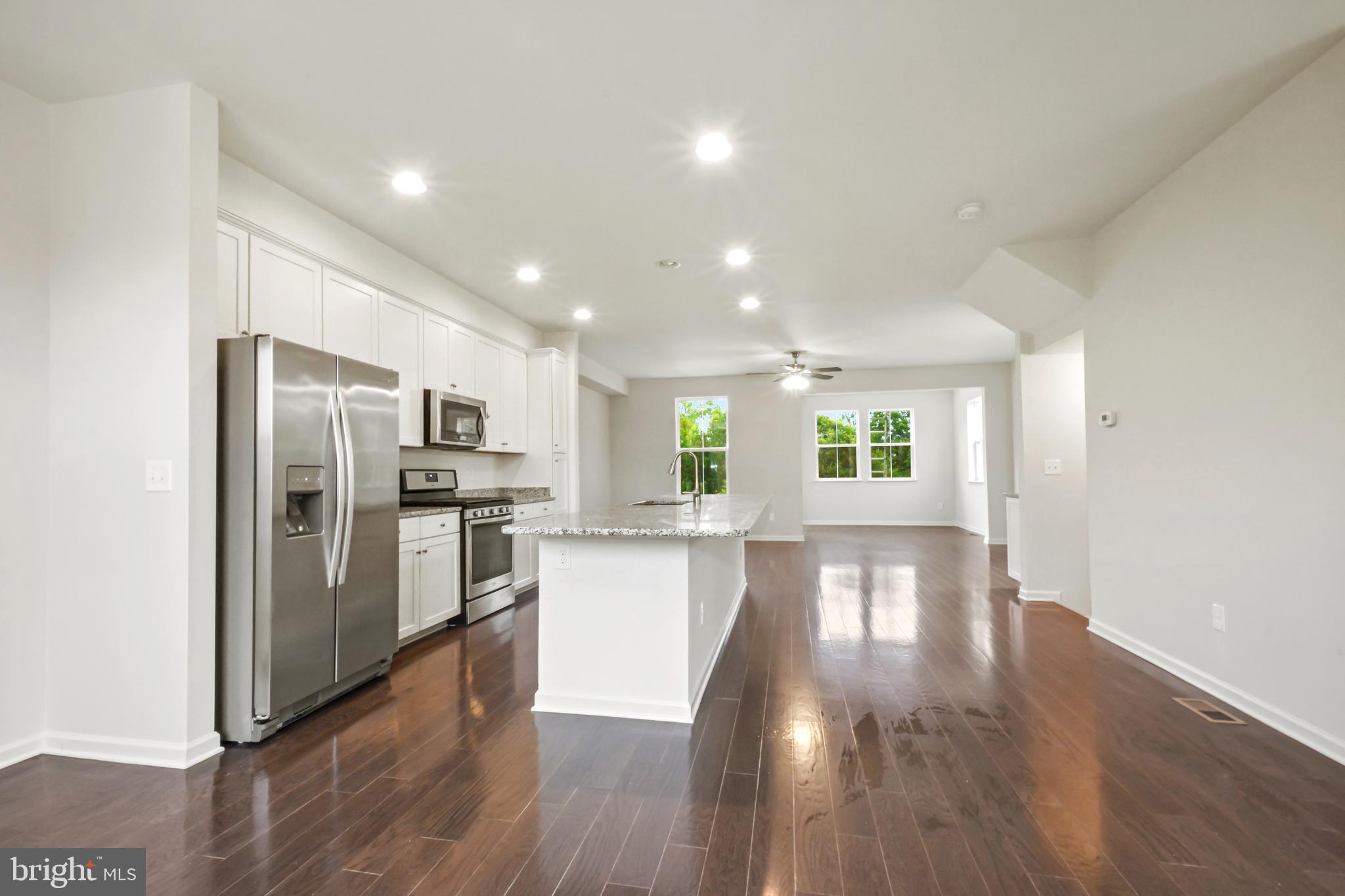 SUMMERFIELD - Residential