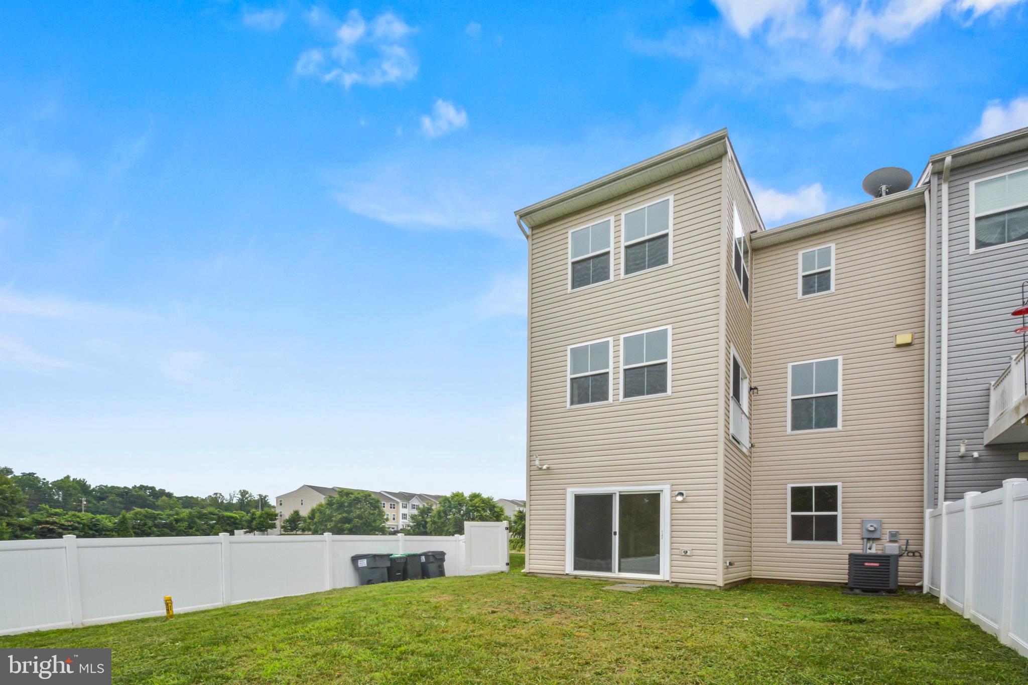 SUMMERFIELD - Residential