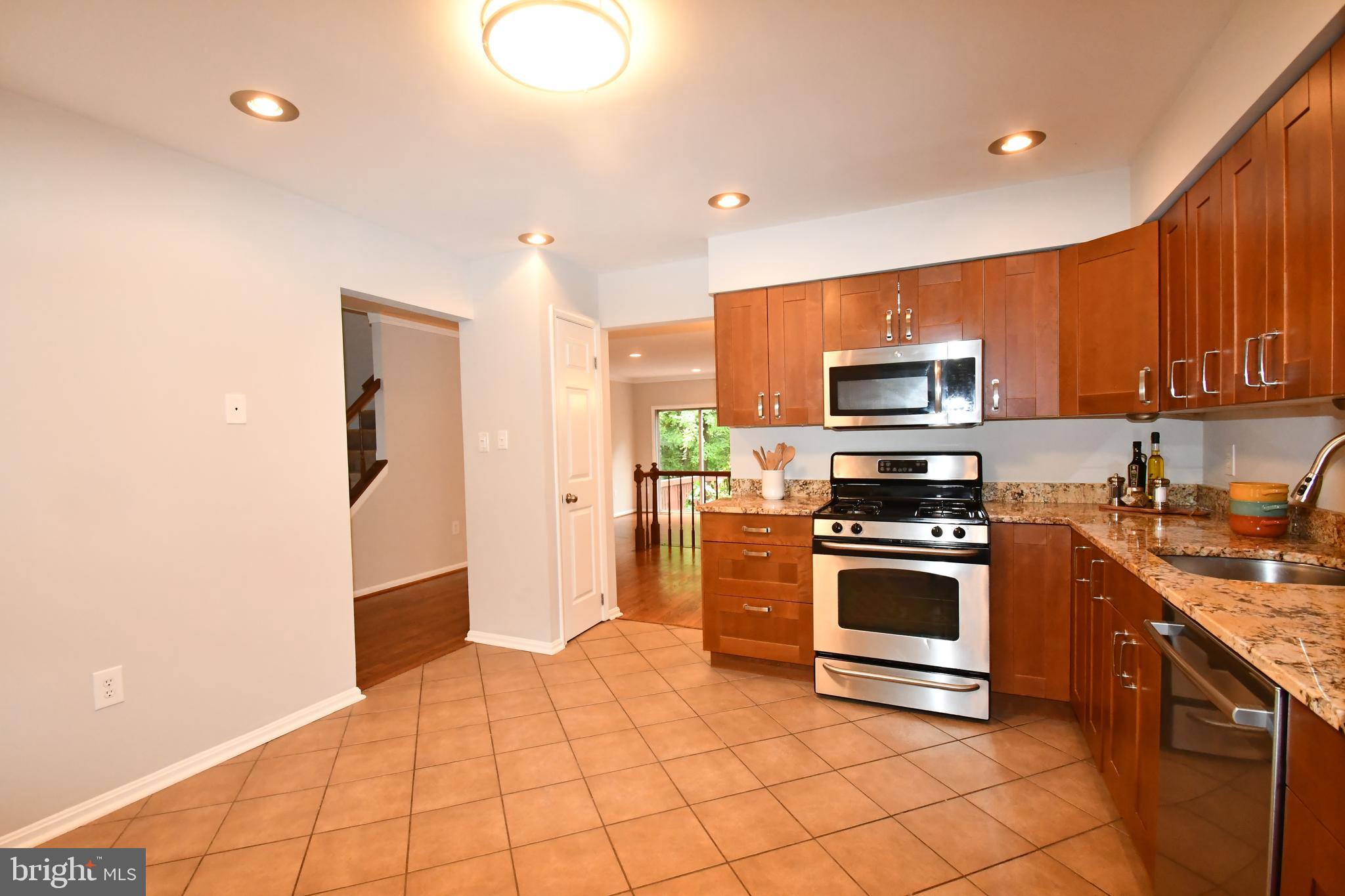 WILLOW CREEK - Residential Lease