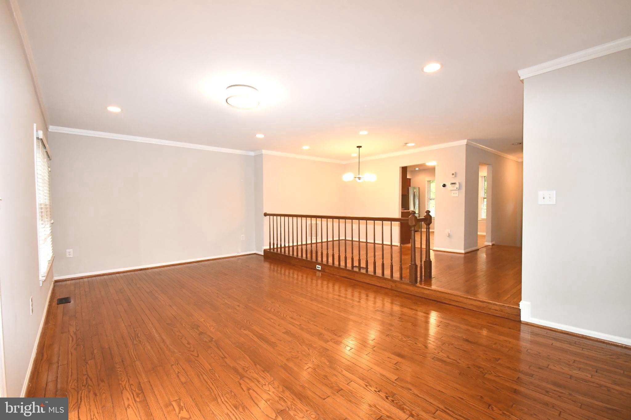 WILLOW CREEK - Residential Lease