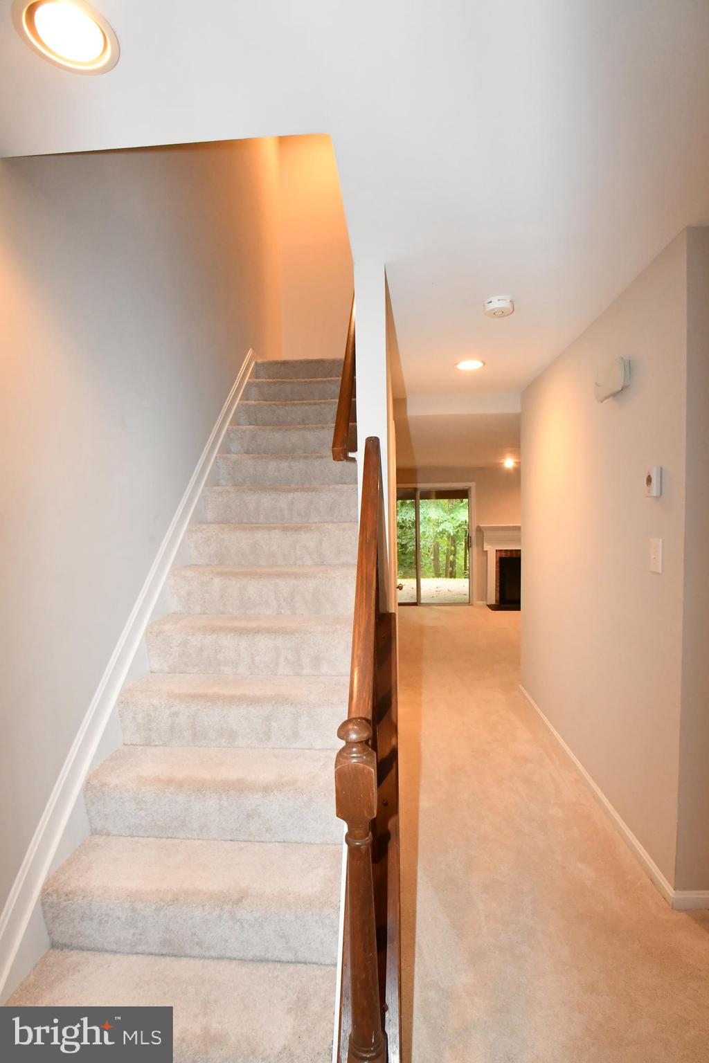 WILLOW CREEK - Residential Lease