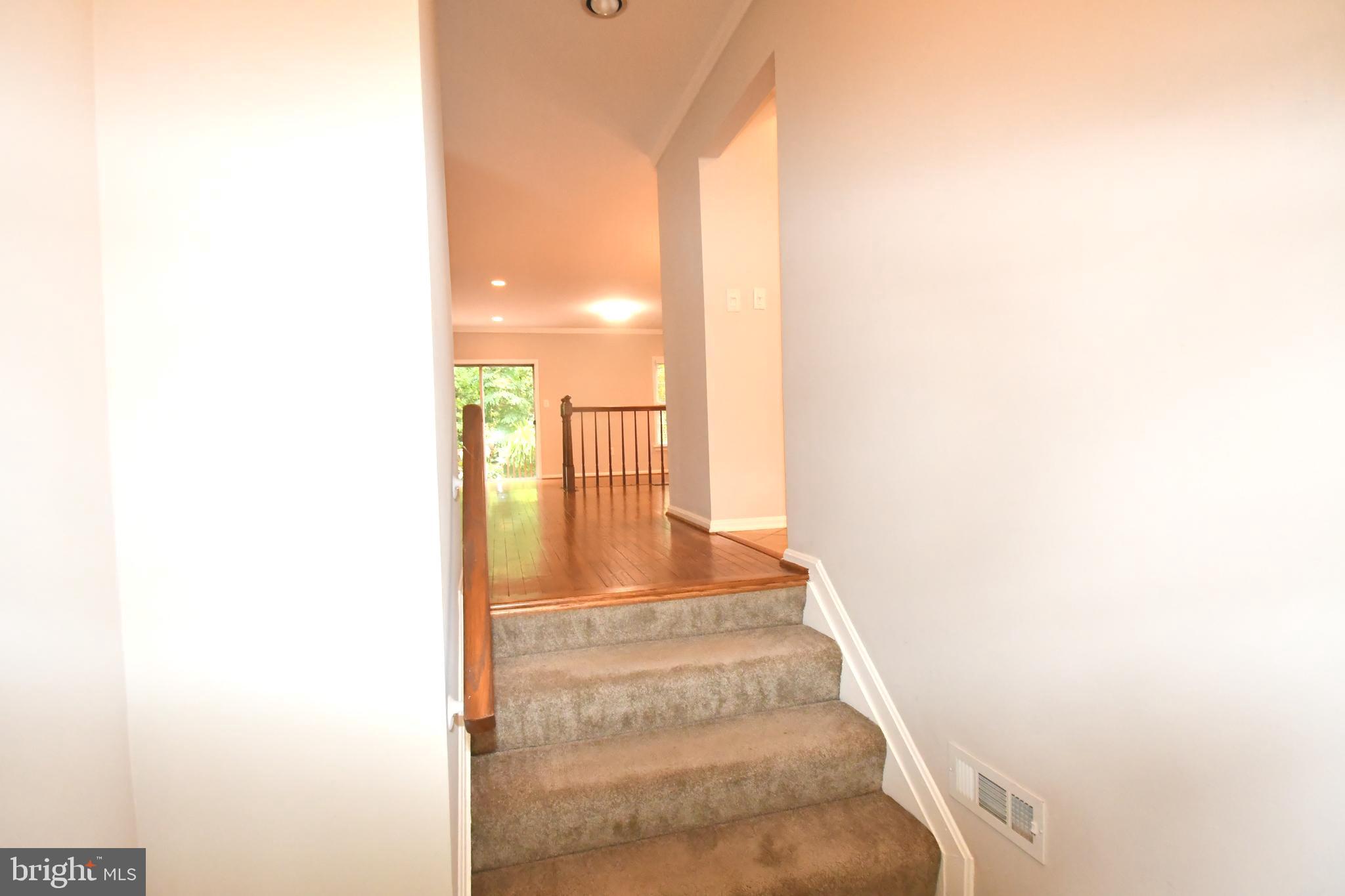 WILLOW CREEK - Residential Lease