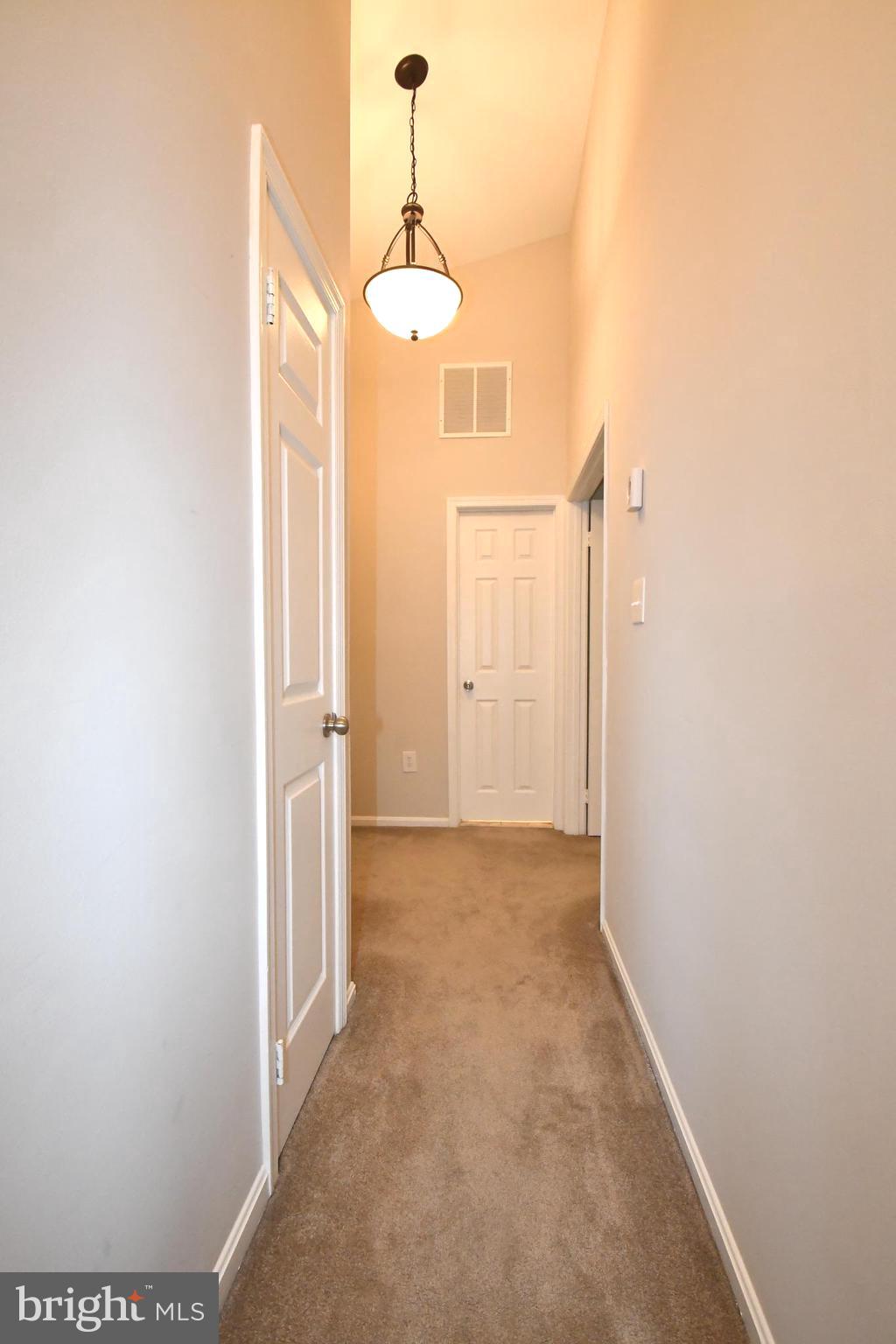 WILLOW CREEK - Residential Lease