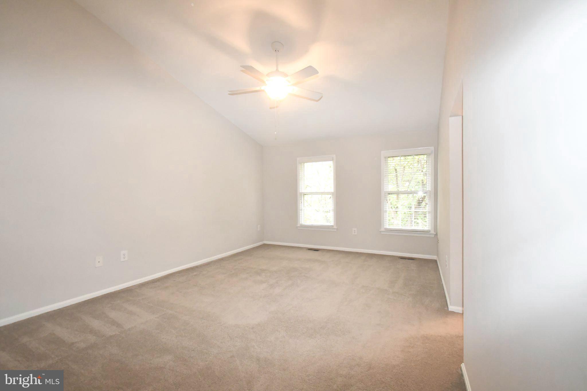 WILLOW CREEK - Residential Lease