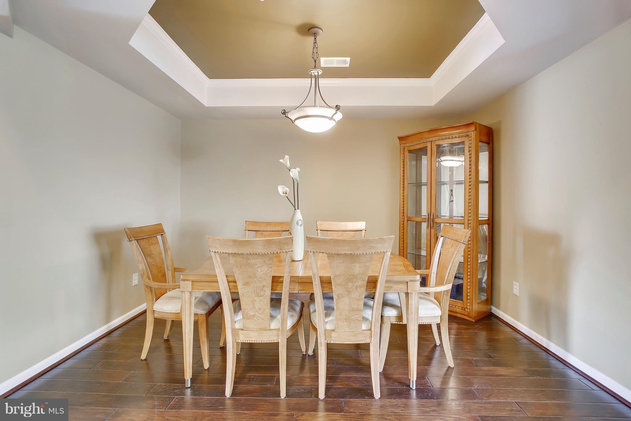 TOWNES CONDOMINIUMS - Residential