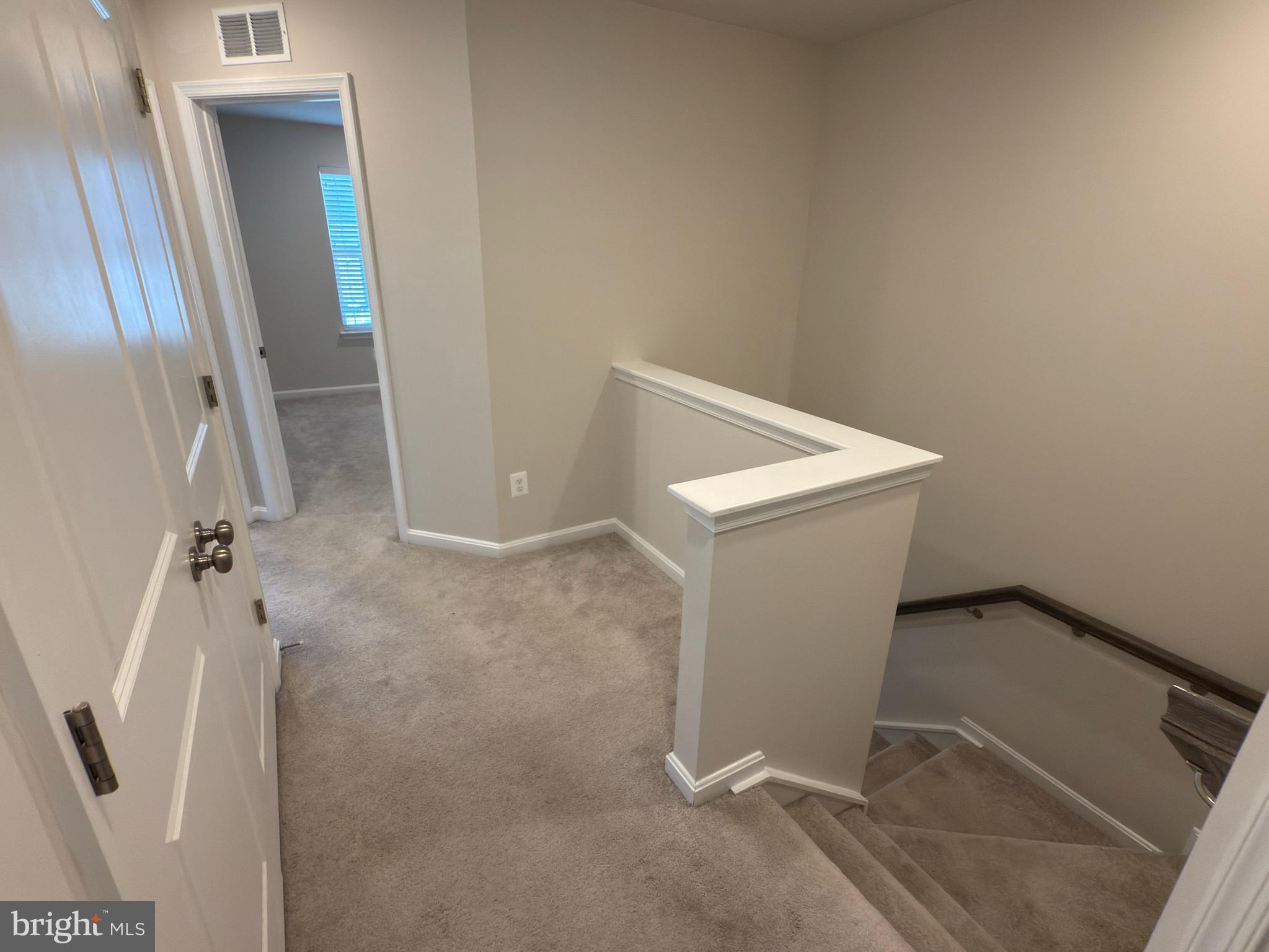 SENSENY VILLAGE - Residential