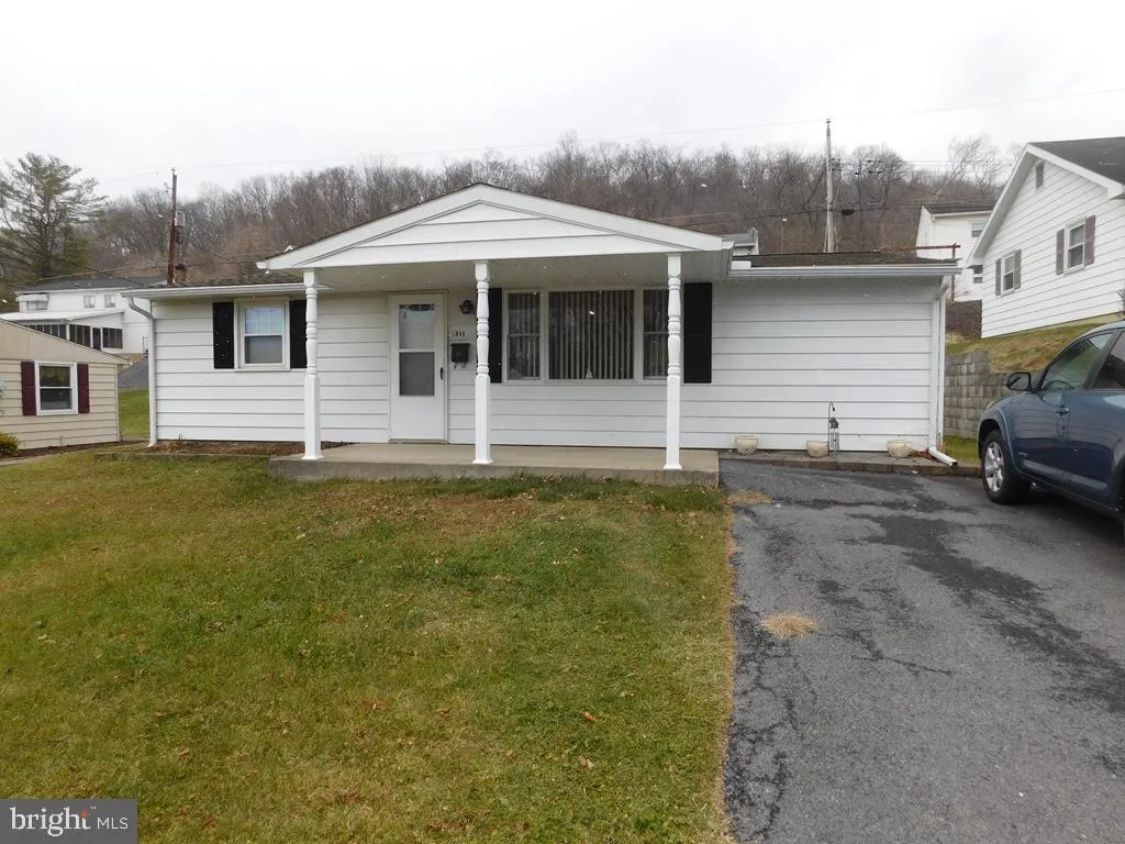 311 4th Street, Burnham, PA 17009