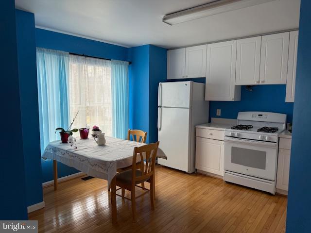 SPRING KNOLL - Residential