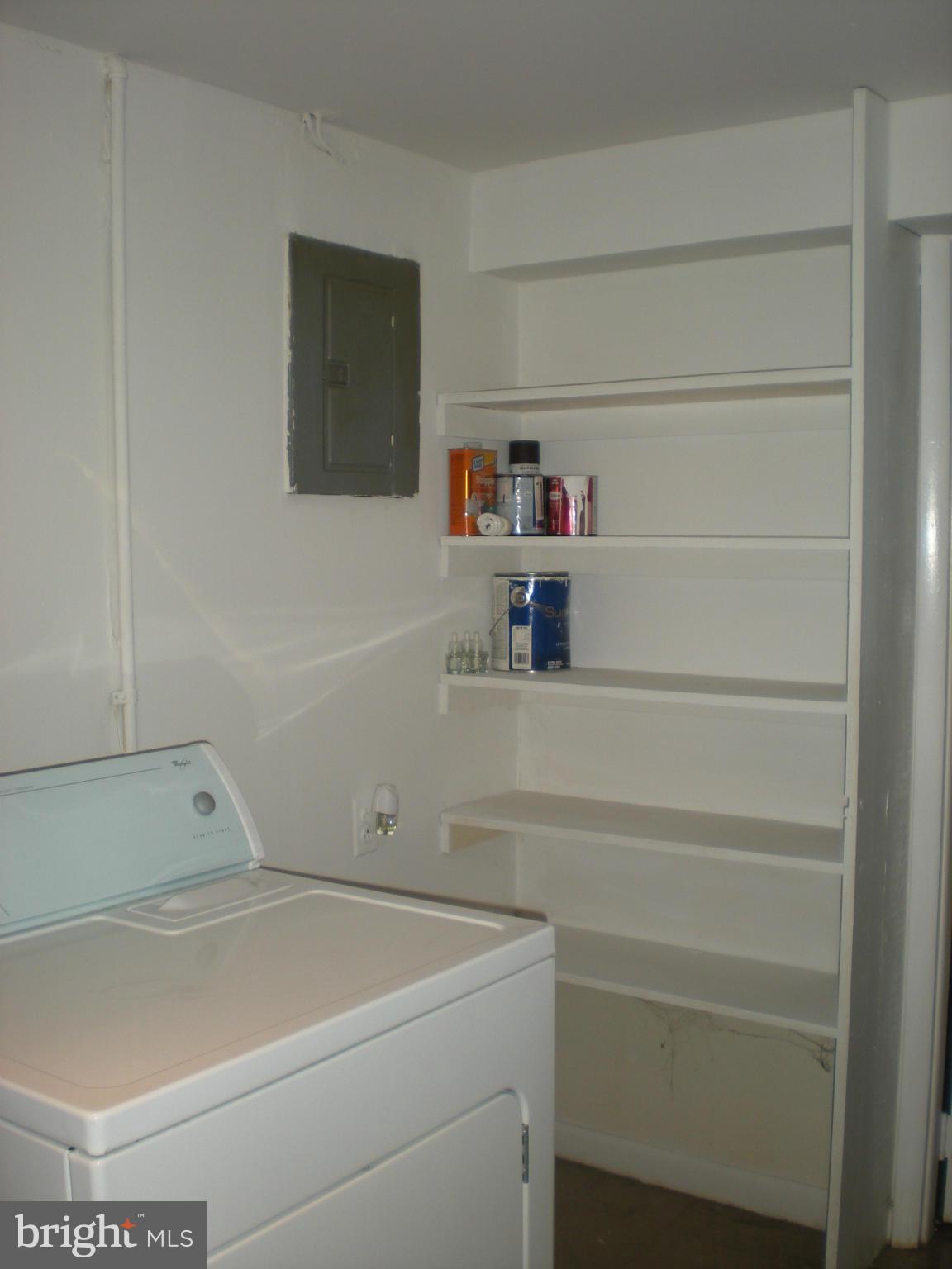 CRESTWOOD - Residential