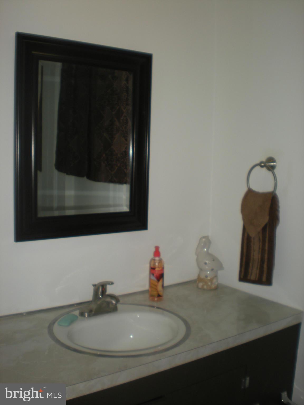 CRESTWOOD - Residential