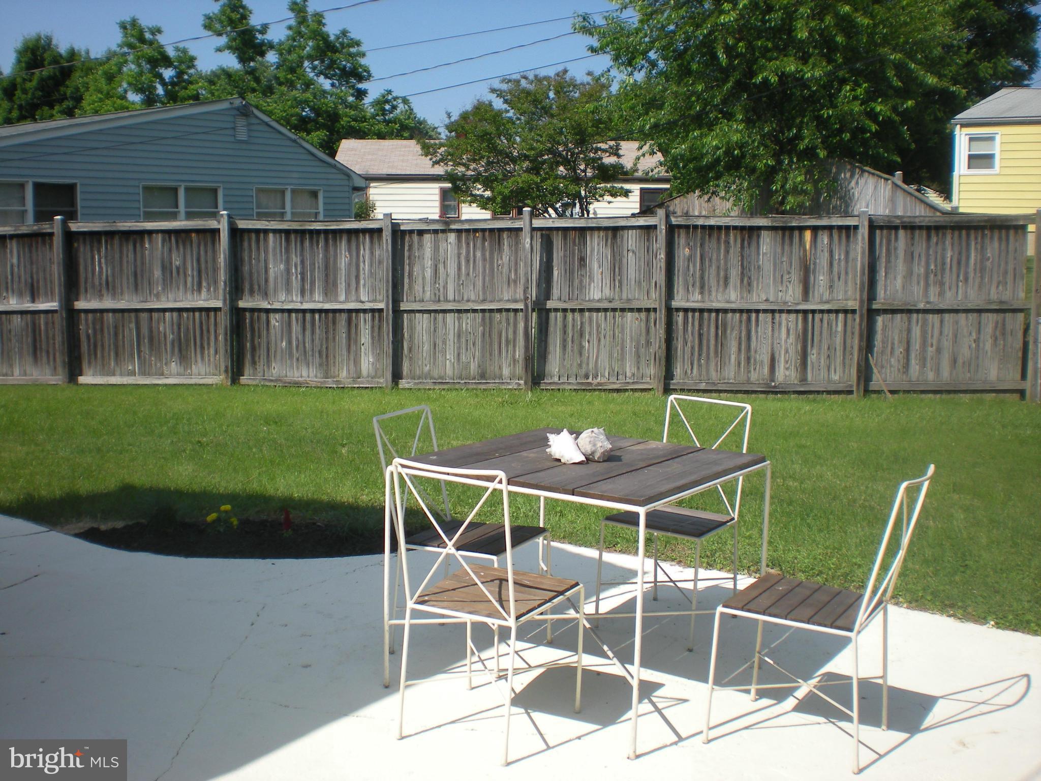 CRESTWOOD - Residential