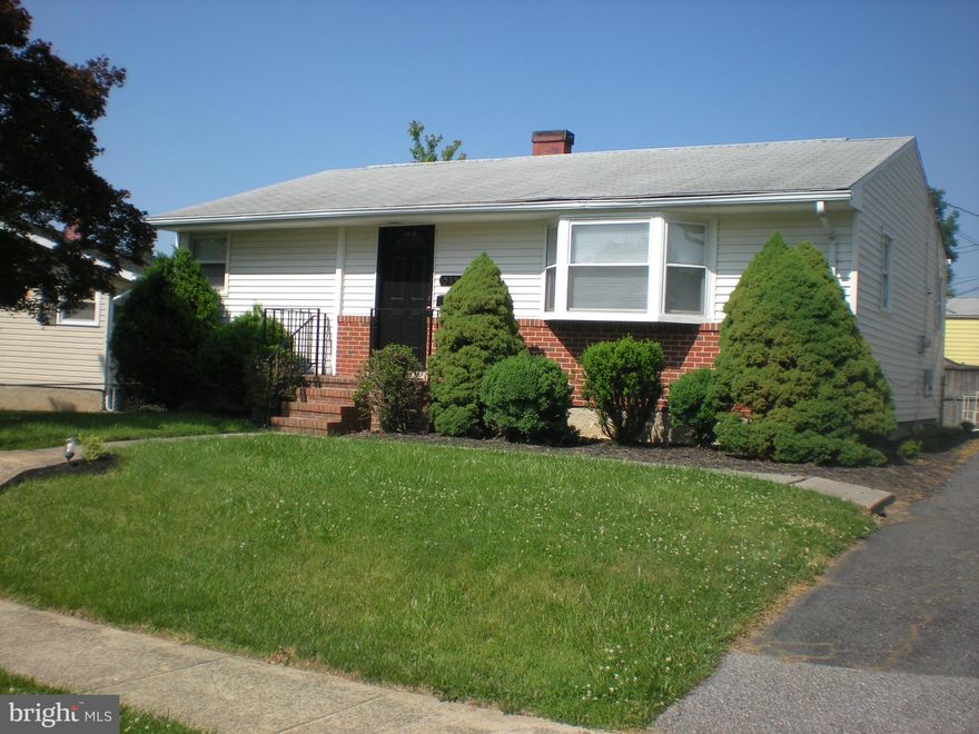 Looking for the perfect home; here it is!! Solid Rancher    Easy Living    Beautifully Refinished Hardwoods  Freshly Painted Open Floor Plan Custom Crown Molding Lots of Storage    Brand New Windows   Full Size Family Room Wet Bar Half Bath Separate Laundry Room All Appliances Stay  Seller Offering $2200 Credit to Update Kitchen Range, etc.  Sun Room Addition Too!