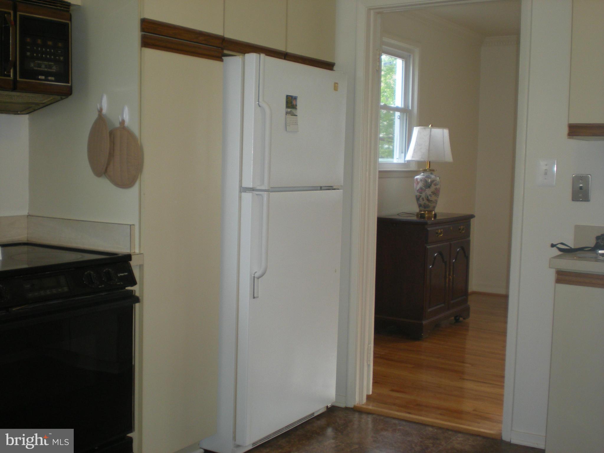 CRESTWOOD - Residential