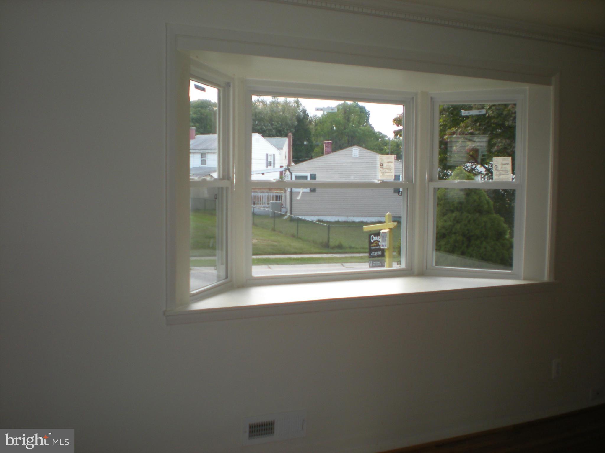 CRESTWOOD - Residential