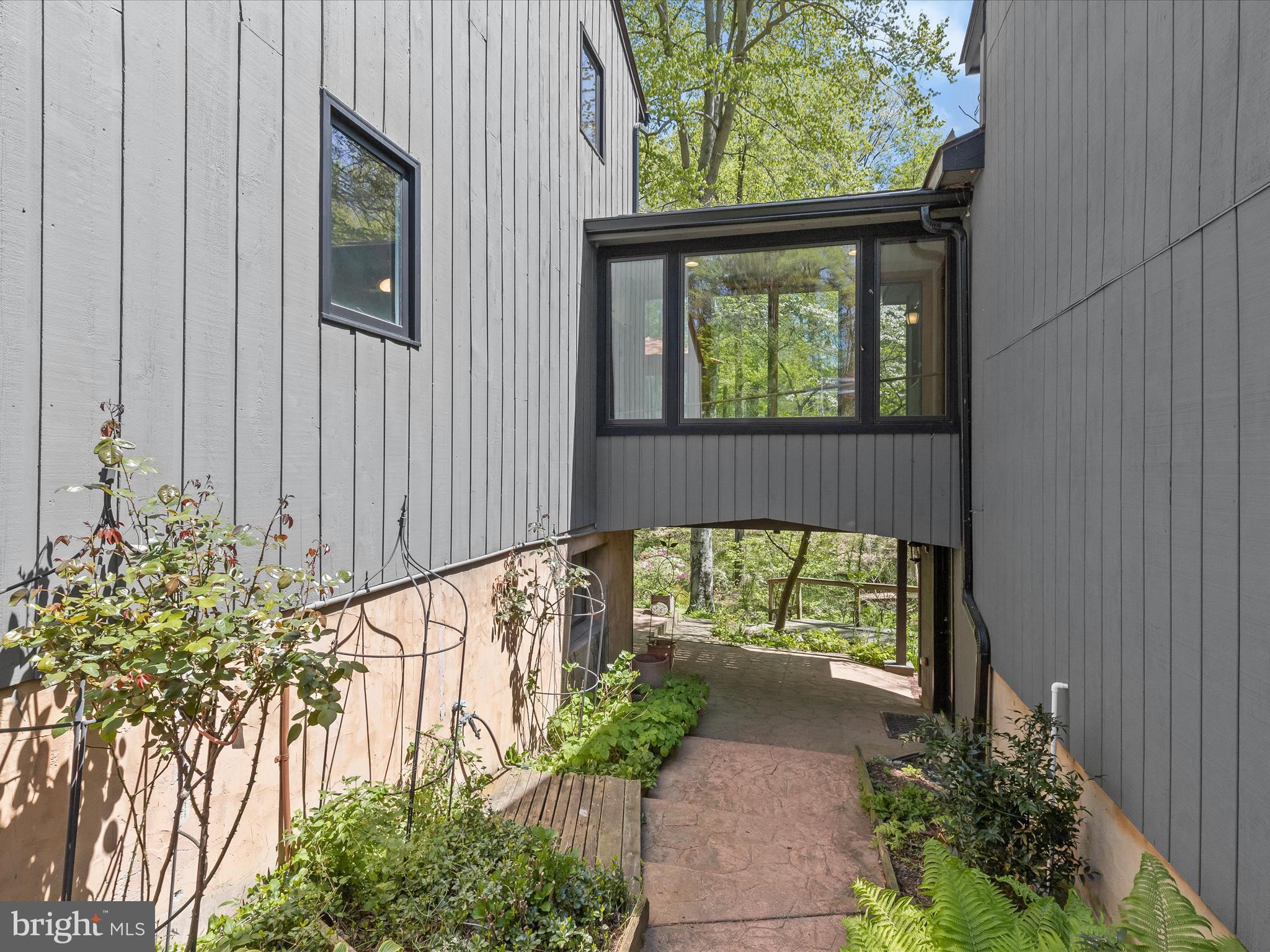 DUNLOGGIN - Residential