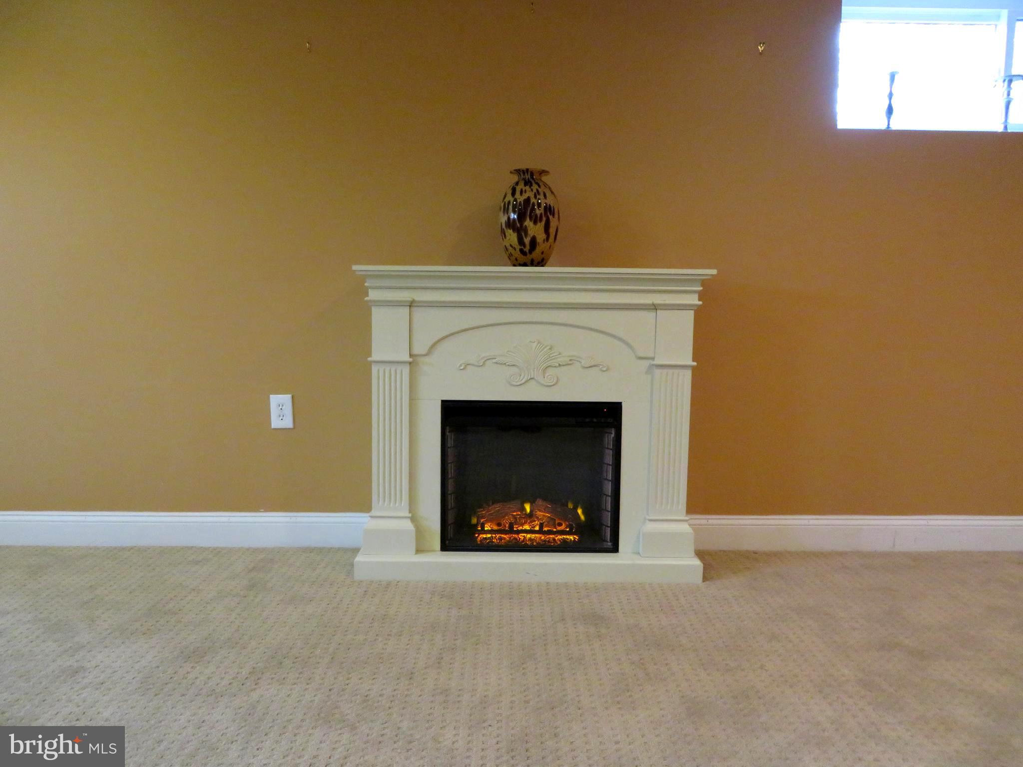 ARCOLA - Residential Lease