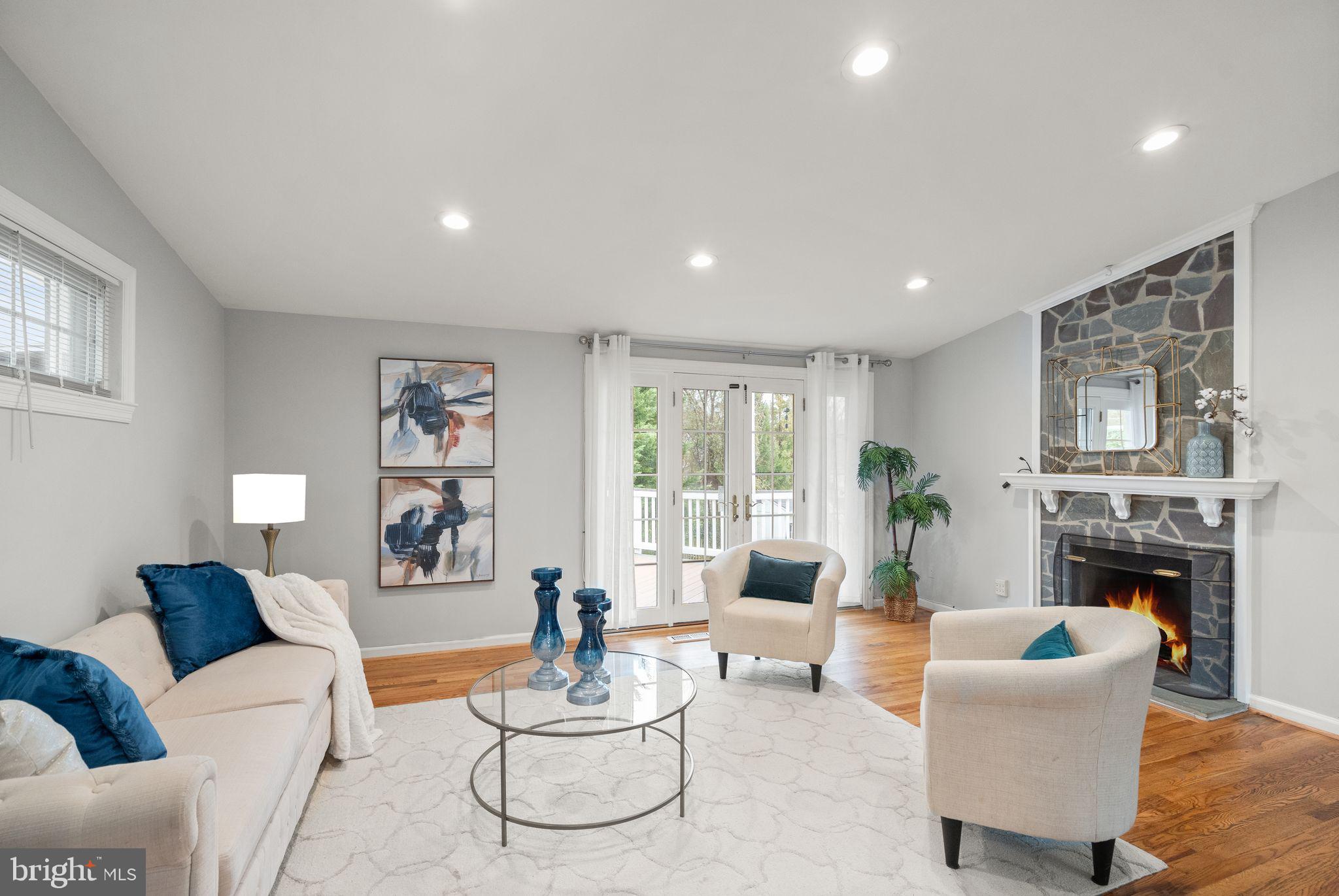 GRASS RIDGE - Residential