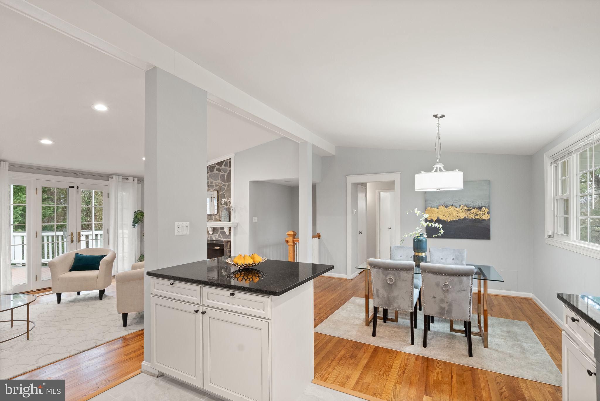 GRASS RIDGE - Residential