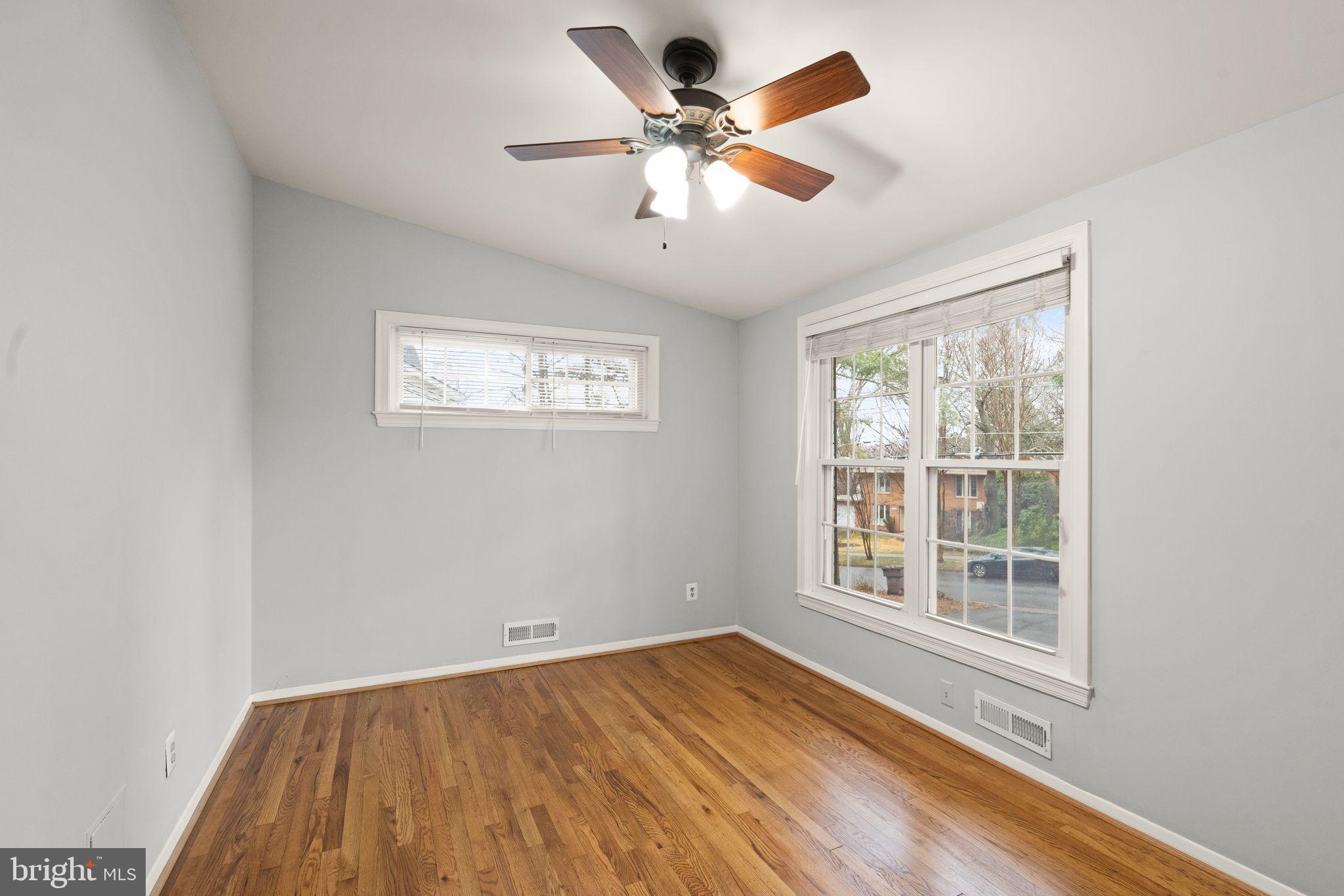 GRASS RIDGE - Residential