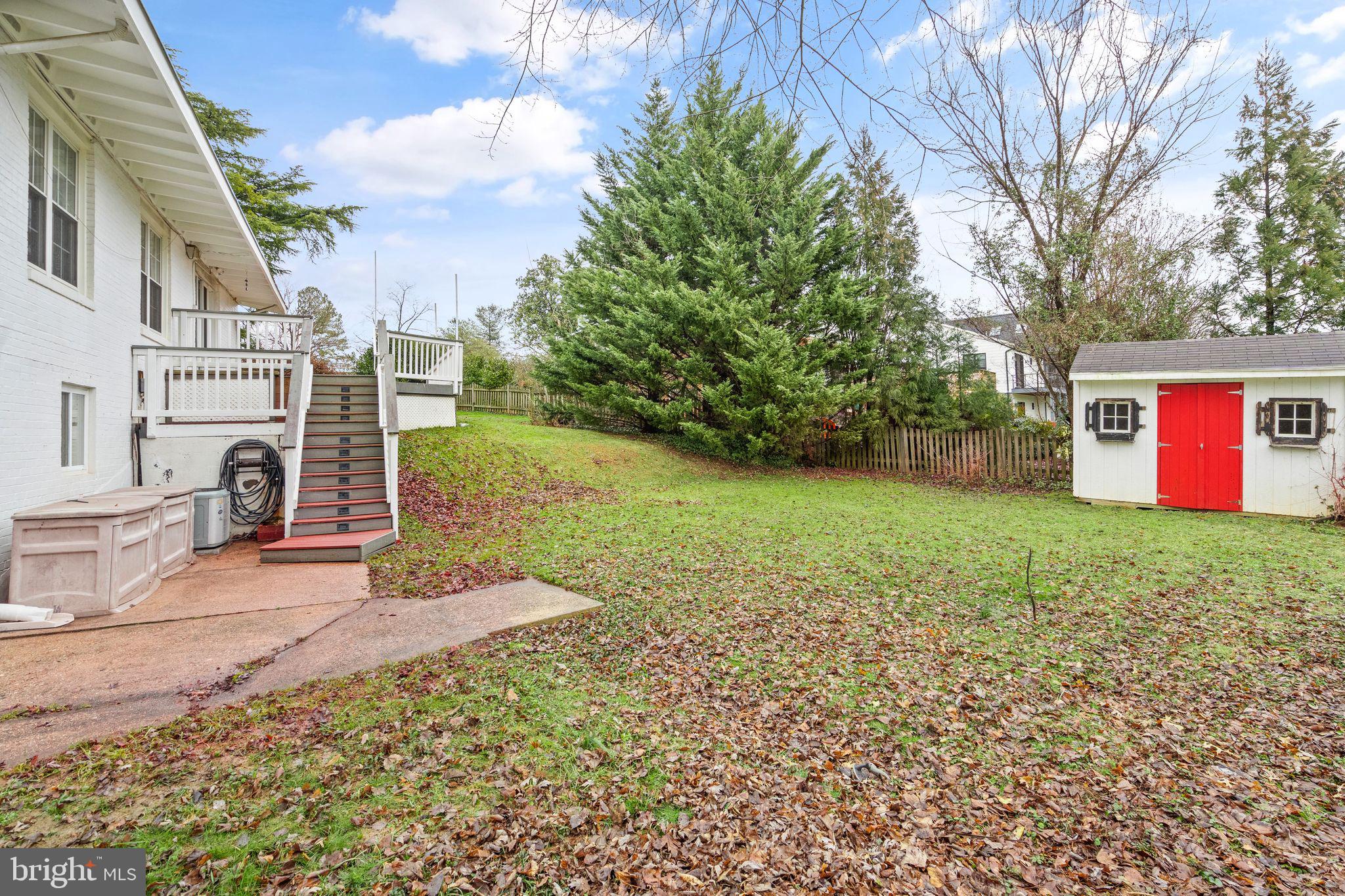 GRASS RIDGE - Residential