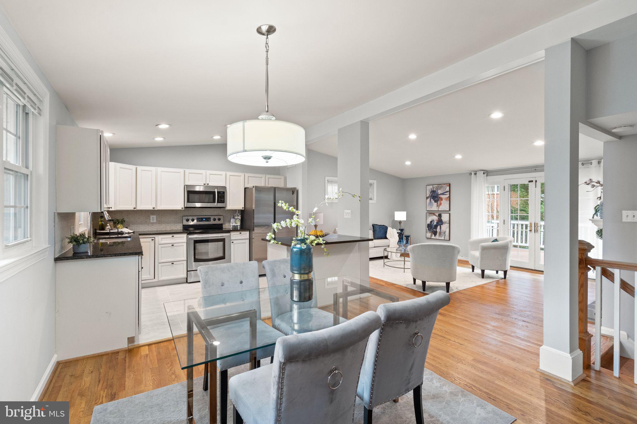 GRASS RIDGE - Residential