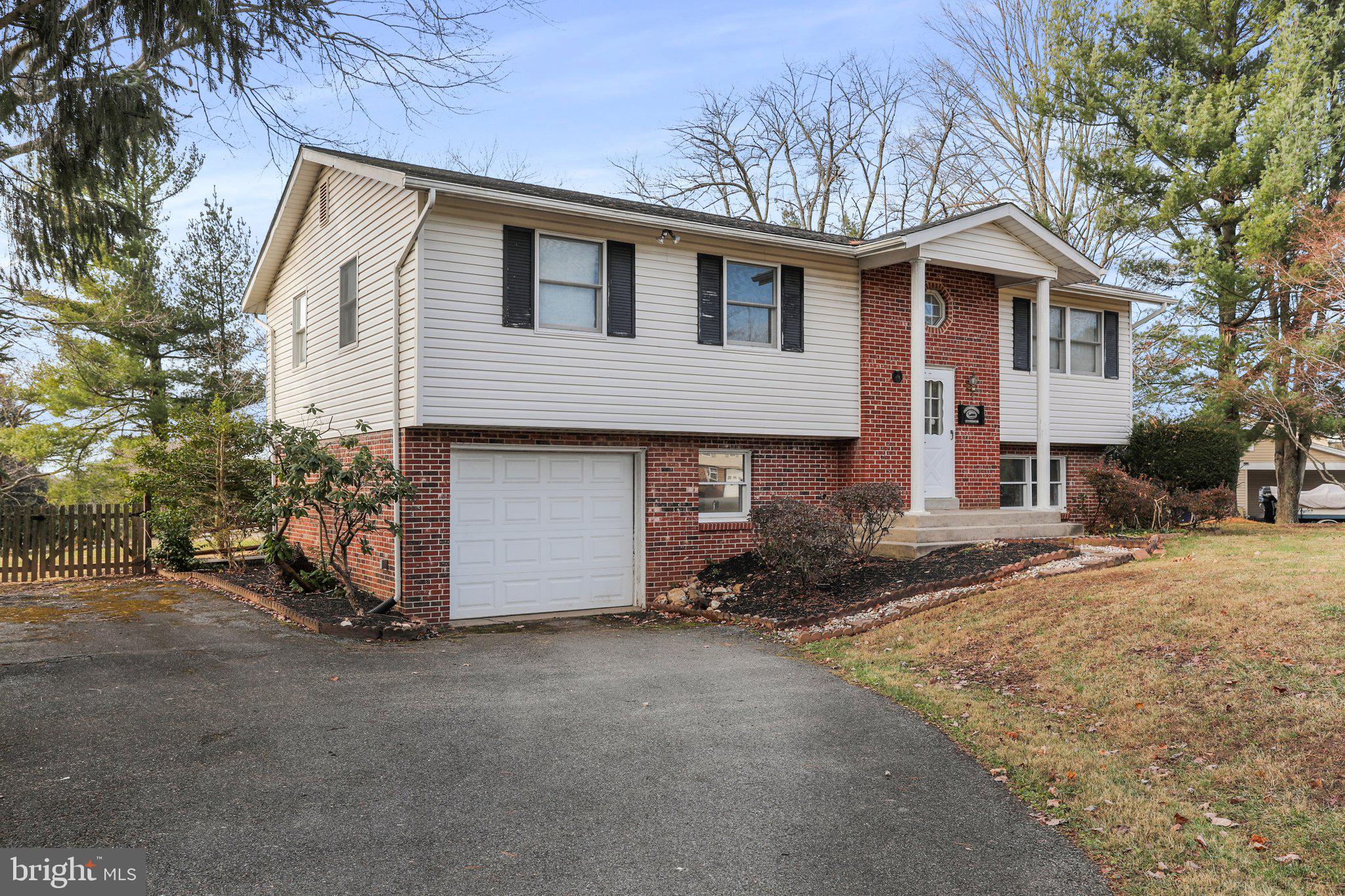 MOLESWORTH HILLS - Residential