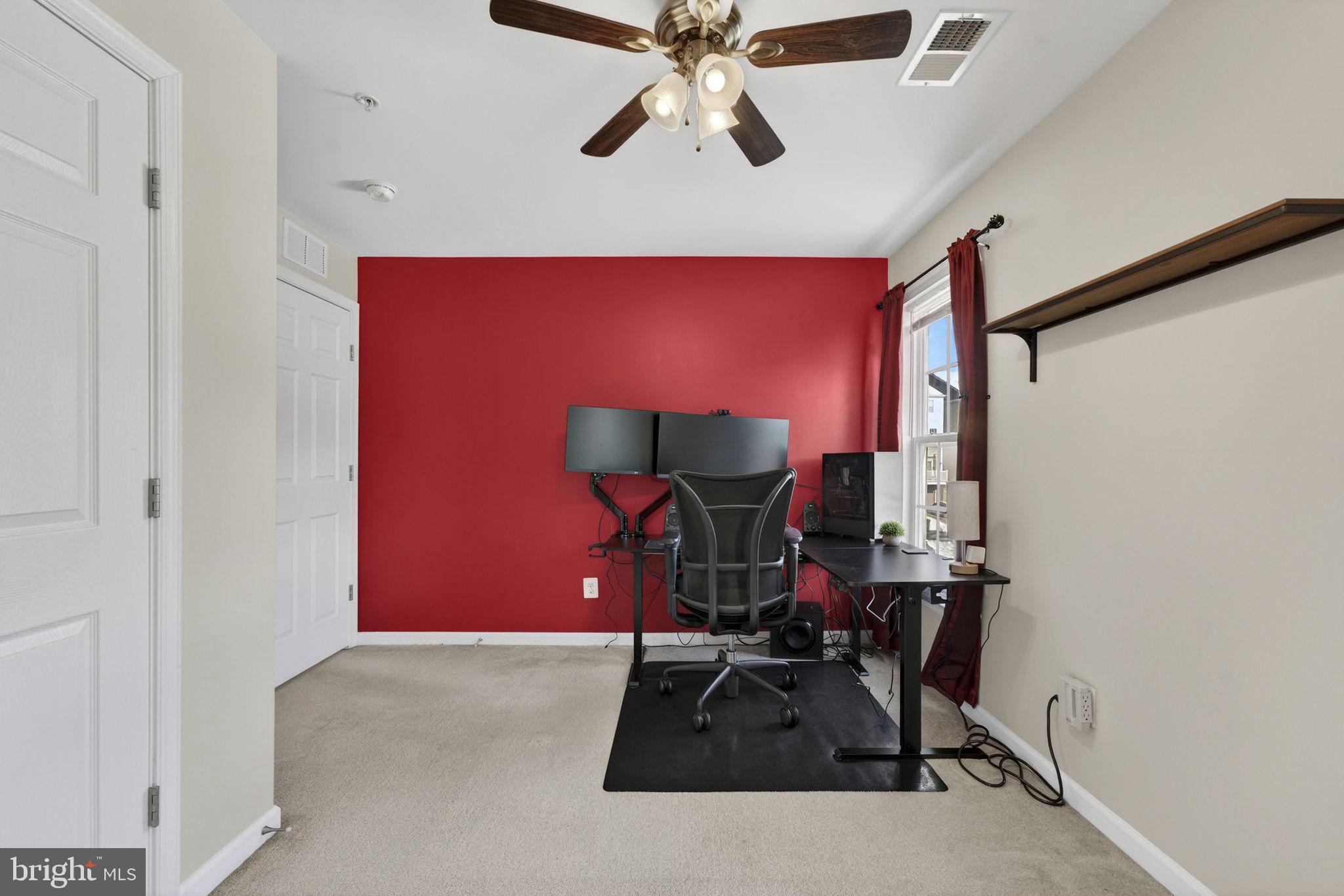 CASCADES PLACE CONDOMINIUM - Residential