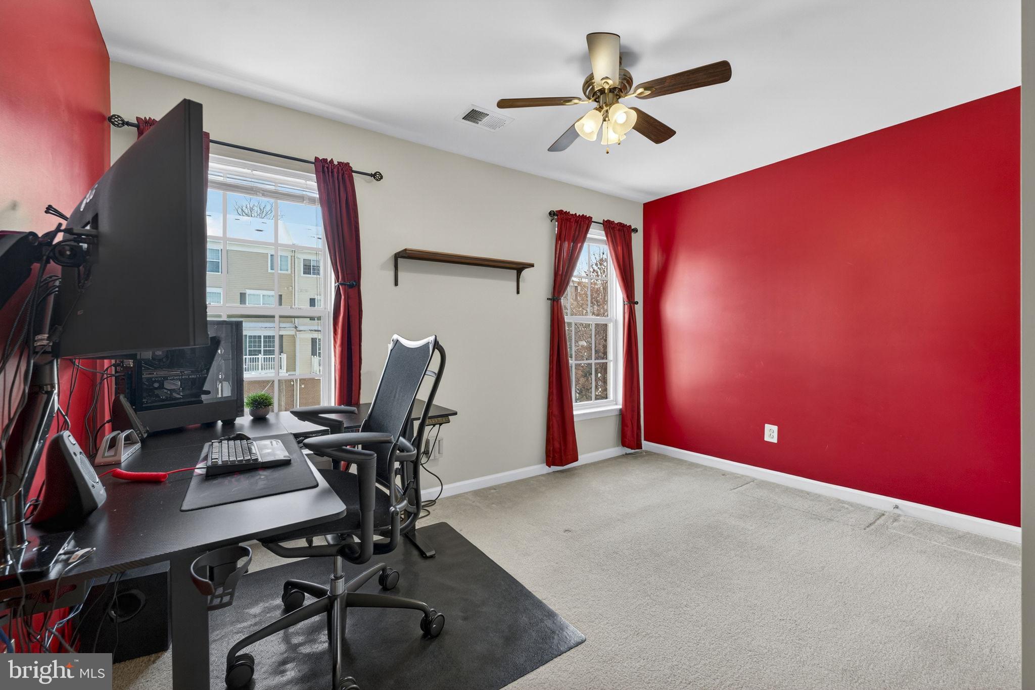 CASCADES PLACE CONDOMINIUM - Residential