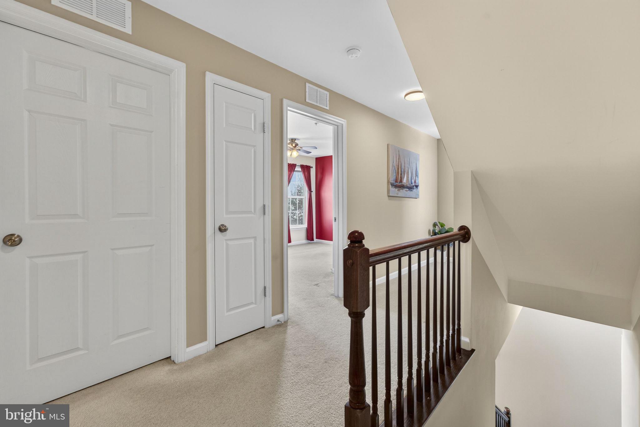 CASCADES PLACE CONDOMINIUM - Residential