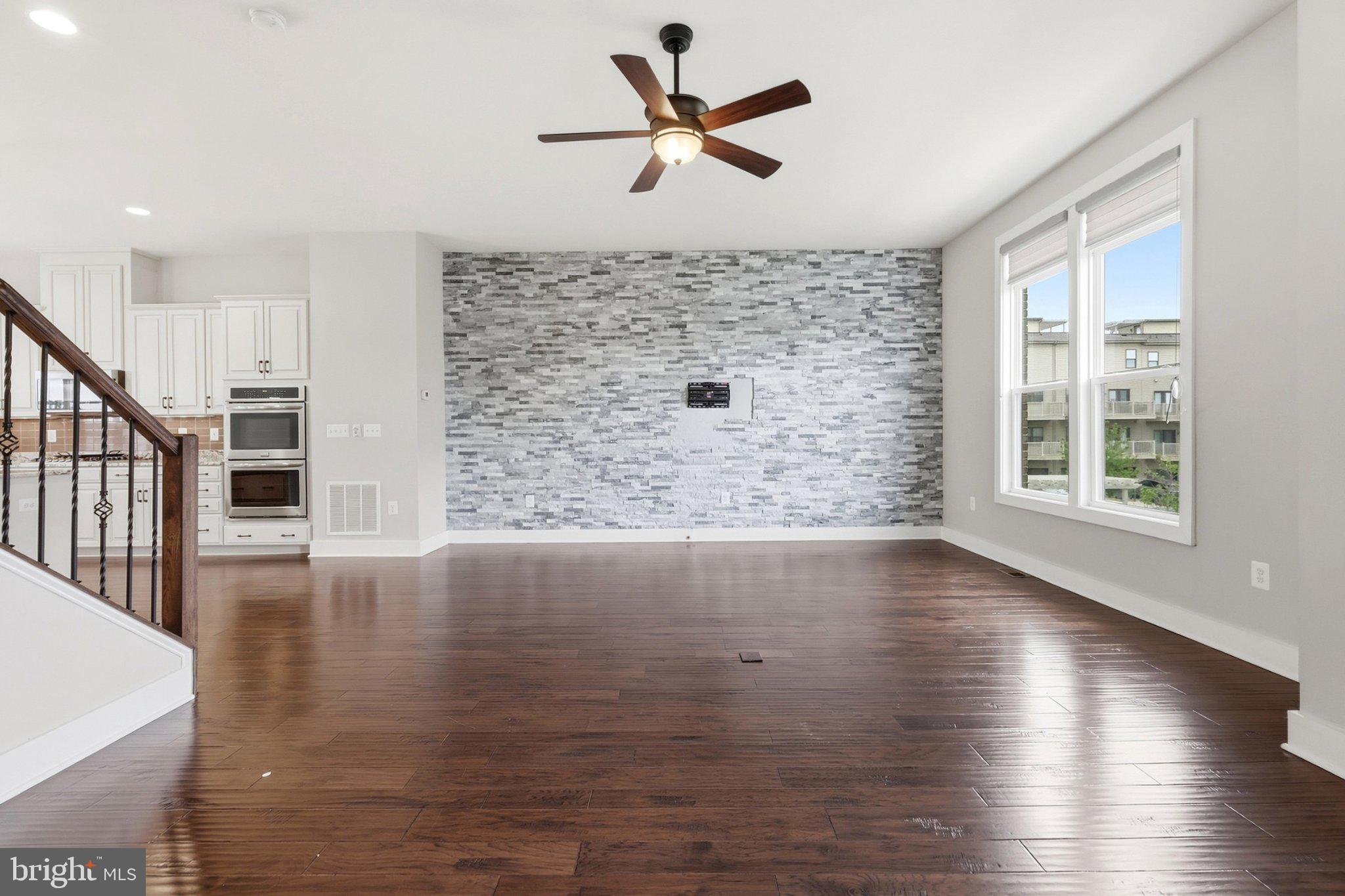 44735 MEDWAY TERRACE