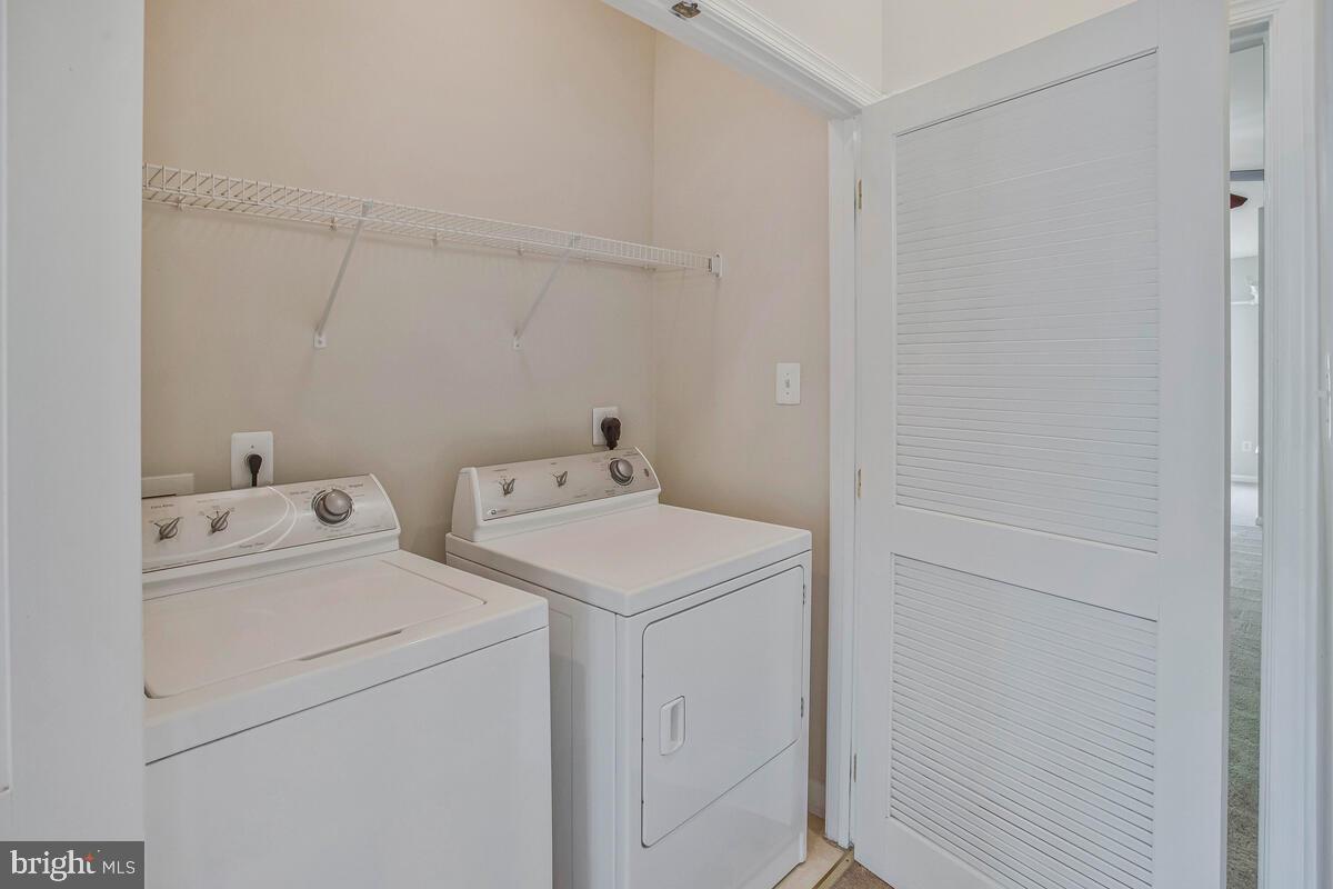 MANASSAS PARK STATION - Residential