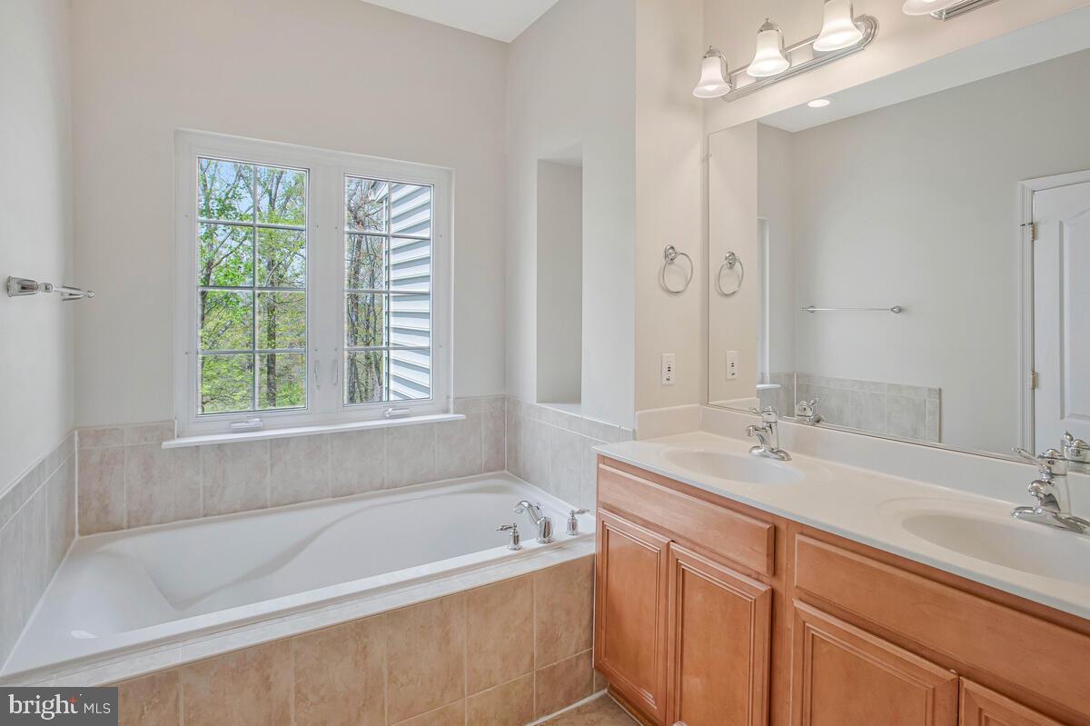 MANASSAS PARK STATION - Residential