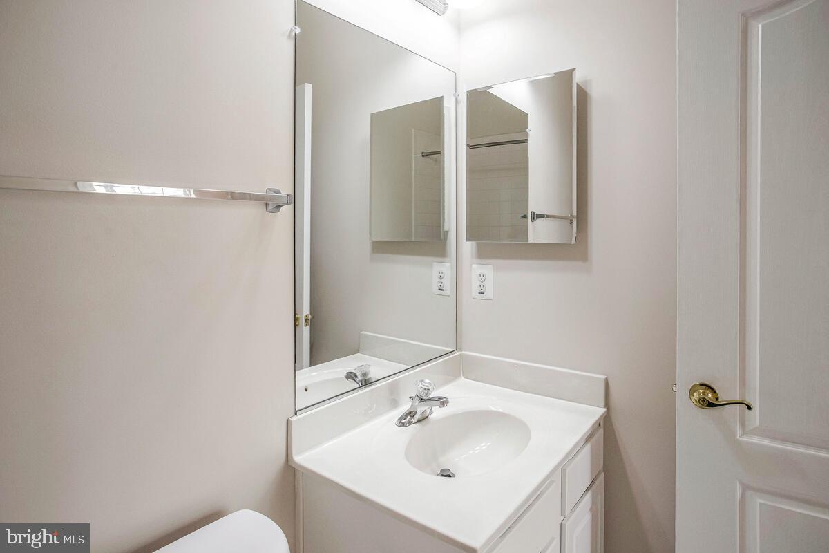 MANASSAS PARK STATION - Residential