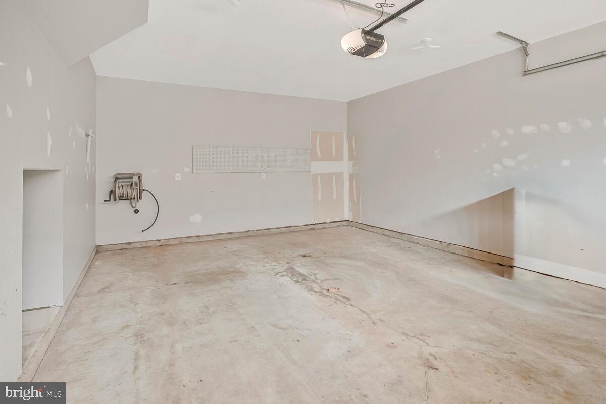 MANASSAS PARK STATION - Residential