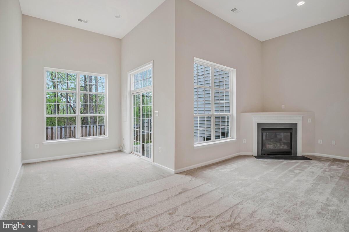 MANASSAS PARK STATION - Residential