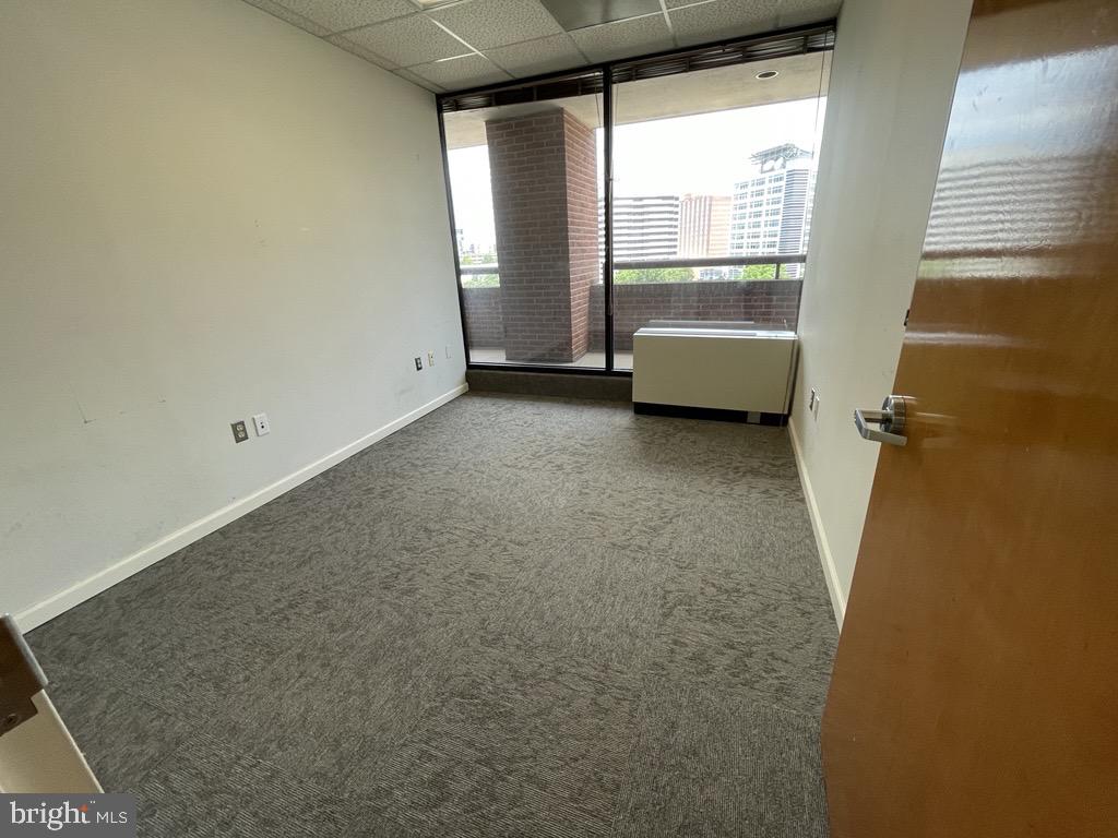 Prime Downtown Silver Spring Location - offering Private Single Suite Options.
Suites 501-A - P starting at $725/mo - $1350/mo (73sf up to 223SF) with shared kitchenette area and conference room - don't pay for SF that you don't use all of the time! Share these spaces and pay a fraction of the cost while still having all the benefits of a private Office in a GREAT downtown space!
Positioned in the vibrant heart of the newly revitalized downtown Silver Spring, 1110 Bonifant offers unmatched accessibility and convenience. Just steps away from more than 30 dining options, the building places your team and clients at the center of a thriving commercial and cultural hub.
Commuting is effortless with the fully operational Paul S. Sarbanes Transit Center and the upcoming Purple Line Metro—scheduled for completion in 2027—both located adjacent to the property.
Ample public parking is available directly next to the building via a nearby parking deck, providing added convenience for both visitors and employees.
Discover premium commercial suites crafted to support focus, collaboration, and growth. With a hospitality-driven approach, our spaces deliver the perfect balance of professionalism and convenience for teams and individuals alike.