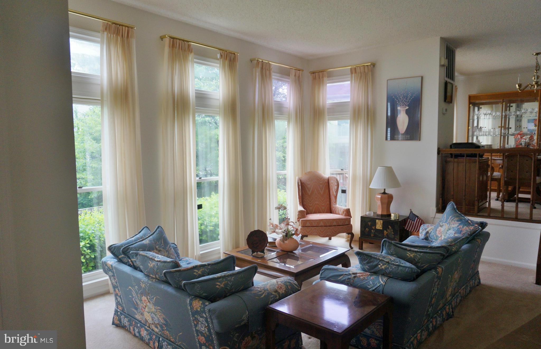 LONGMEAD - Residential