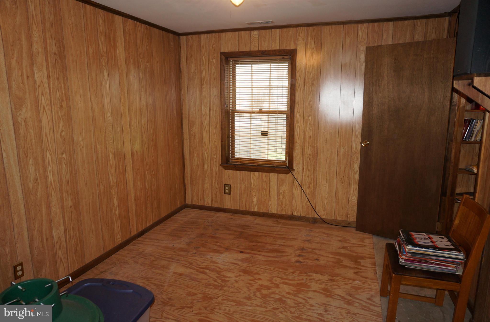 LONGMEAD - Residential