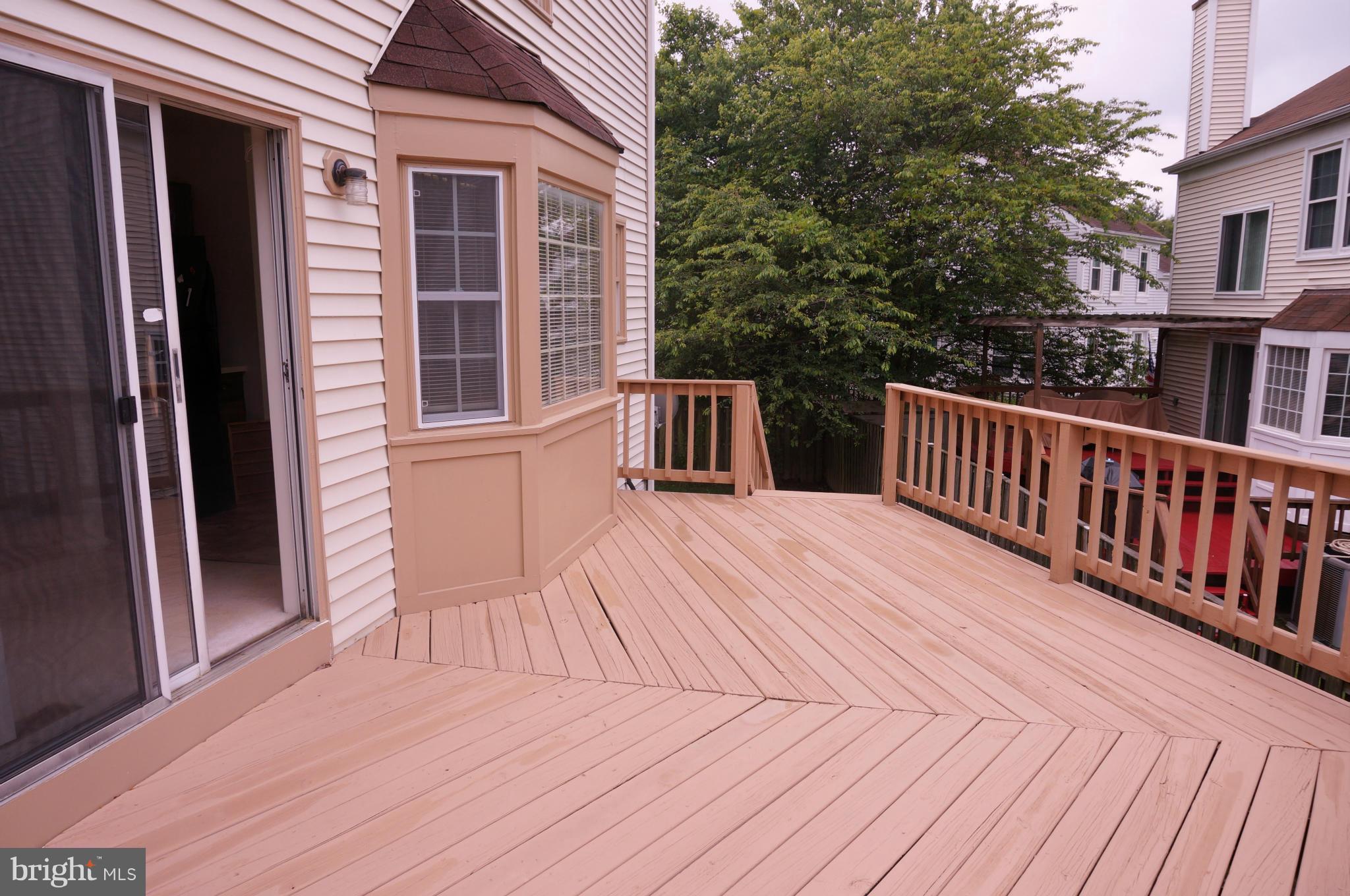 LONGMEAD - Residential