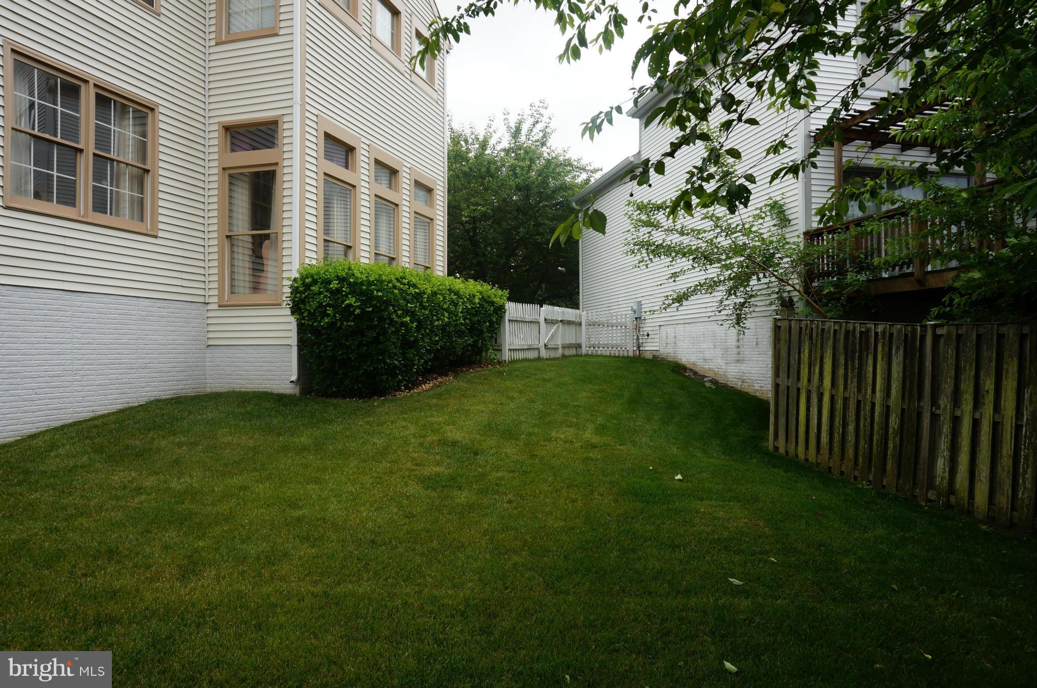 LONGMEAD - Residential