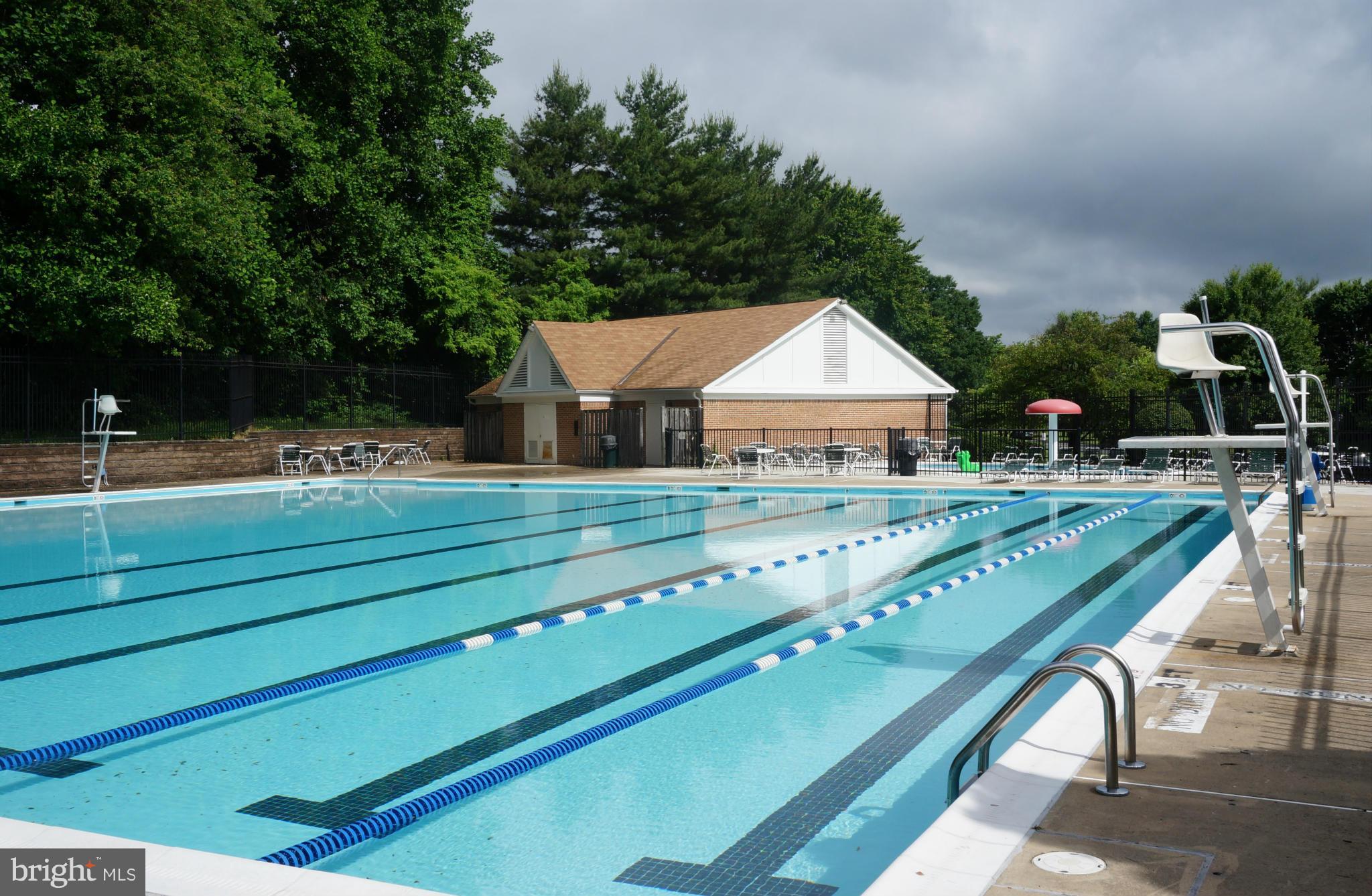 LONGMEAD - Residential