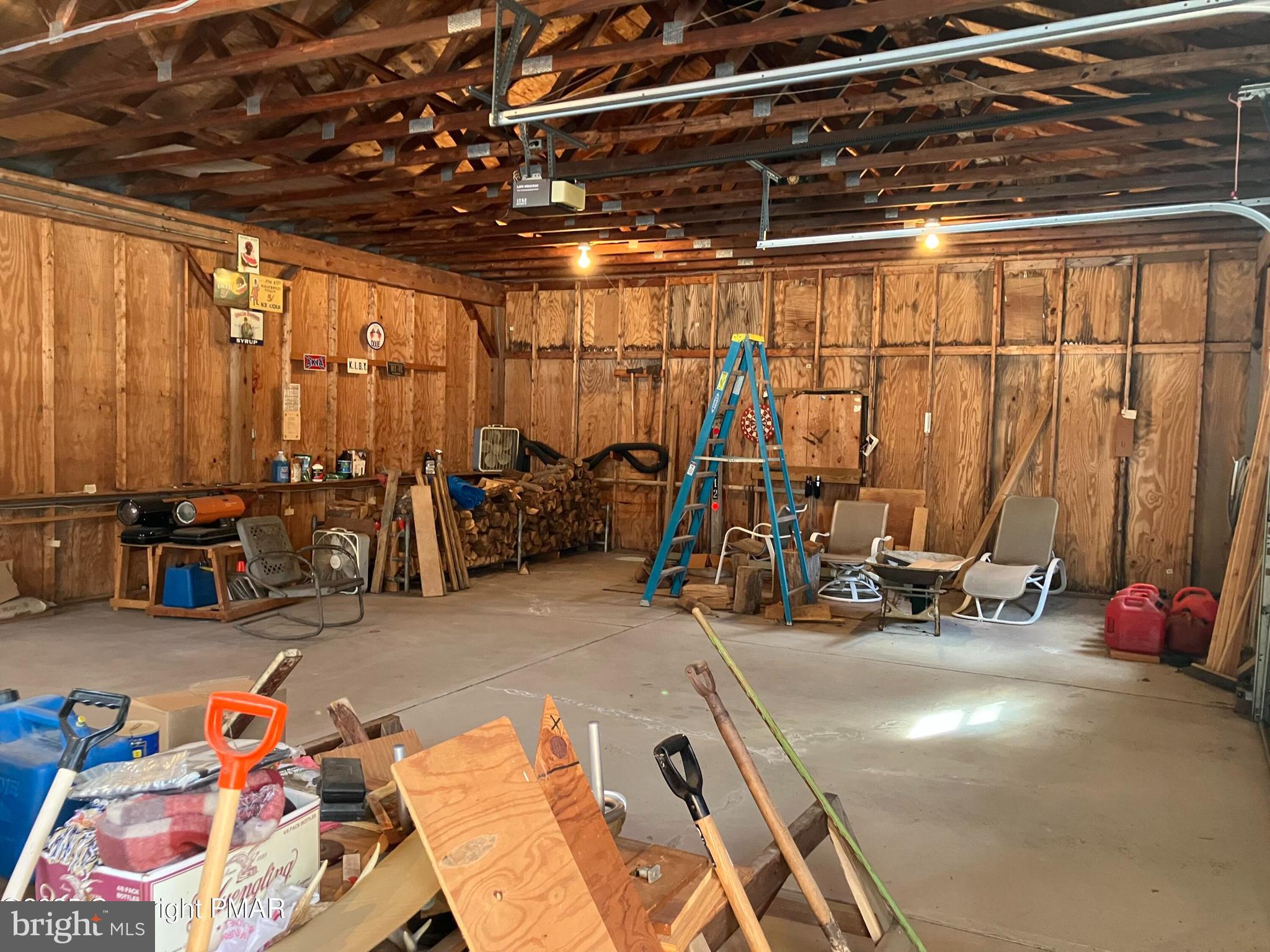 INDIAN MOUNTAIN LAKES - Residential