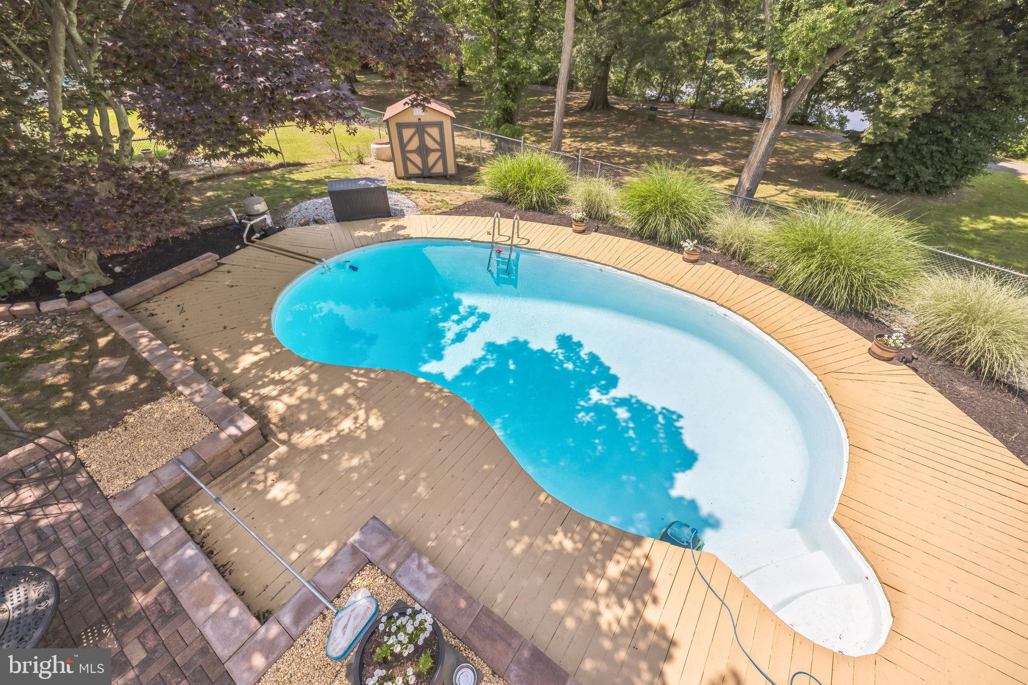 147 HEATHER ROAD