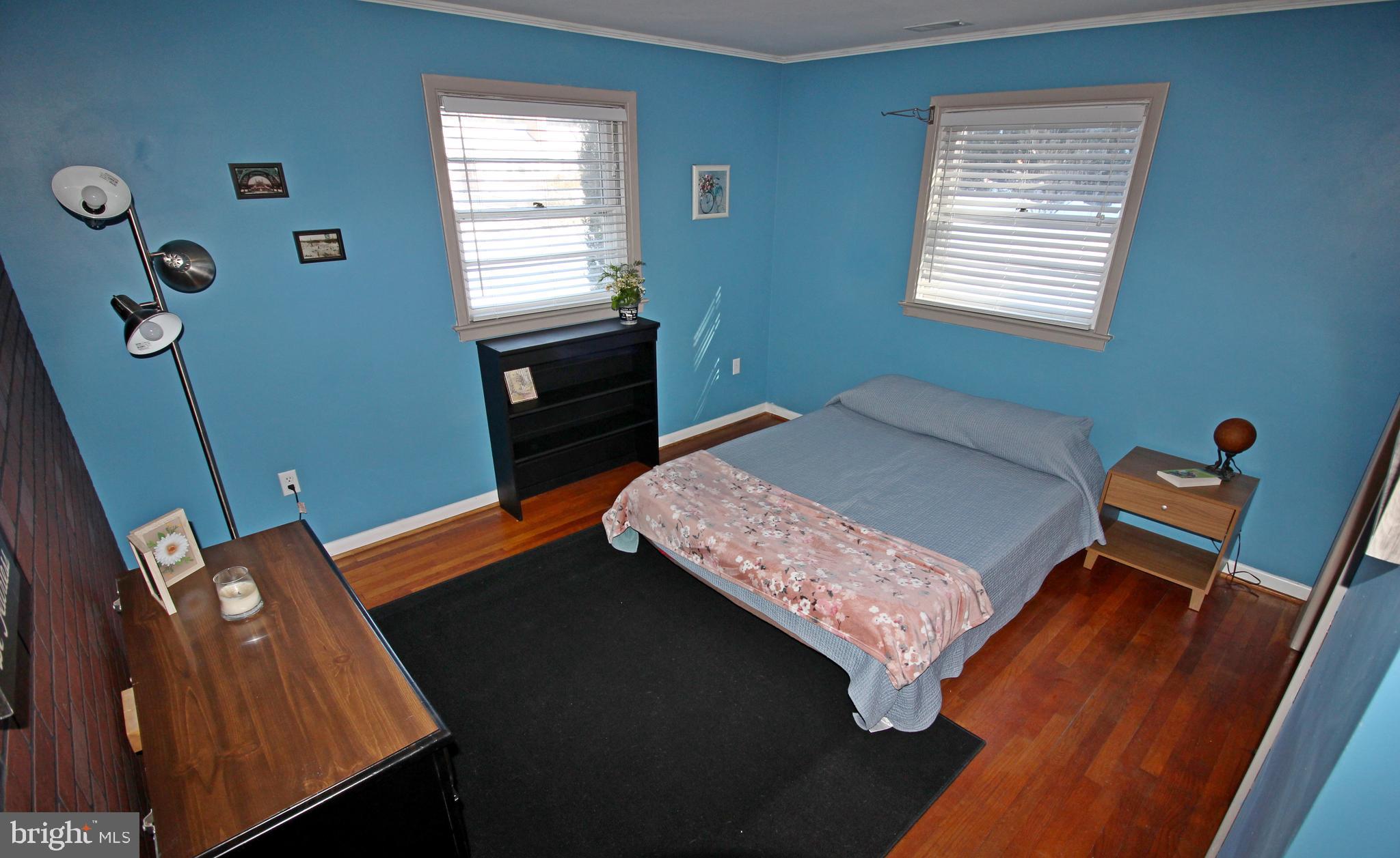 FOREST HILLS - Residential