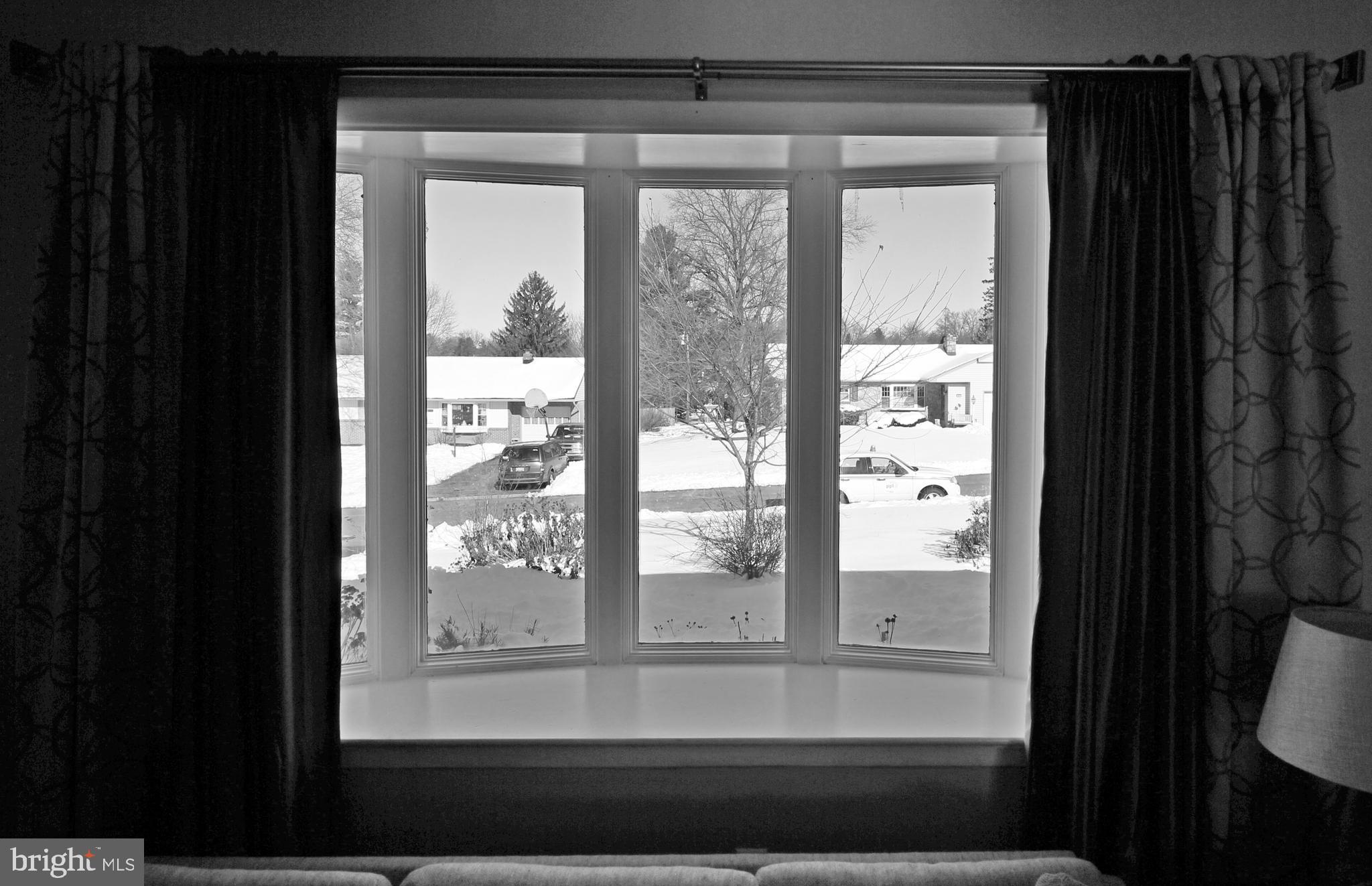 FOREST HILLS - Residential